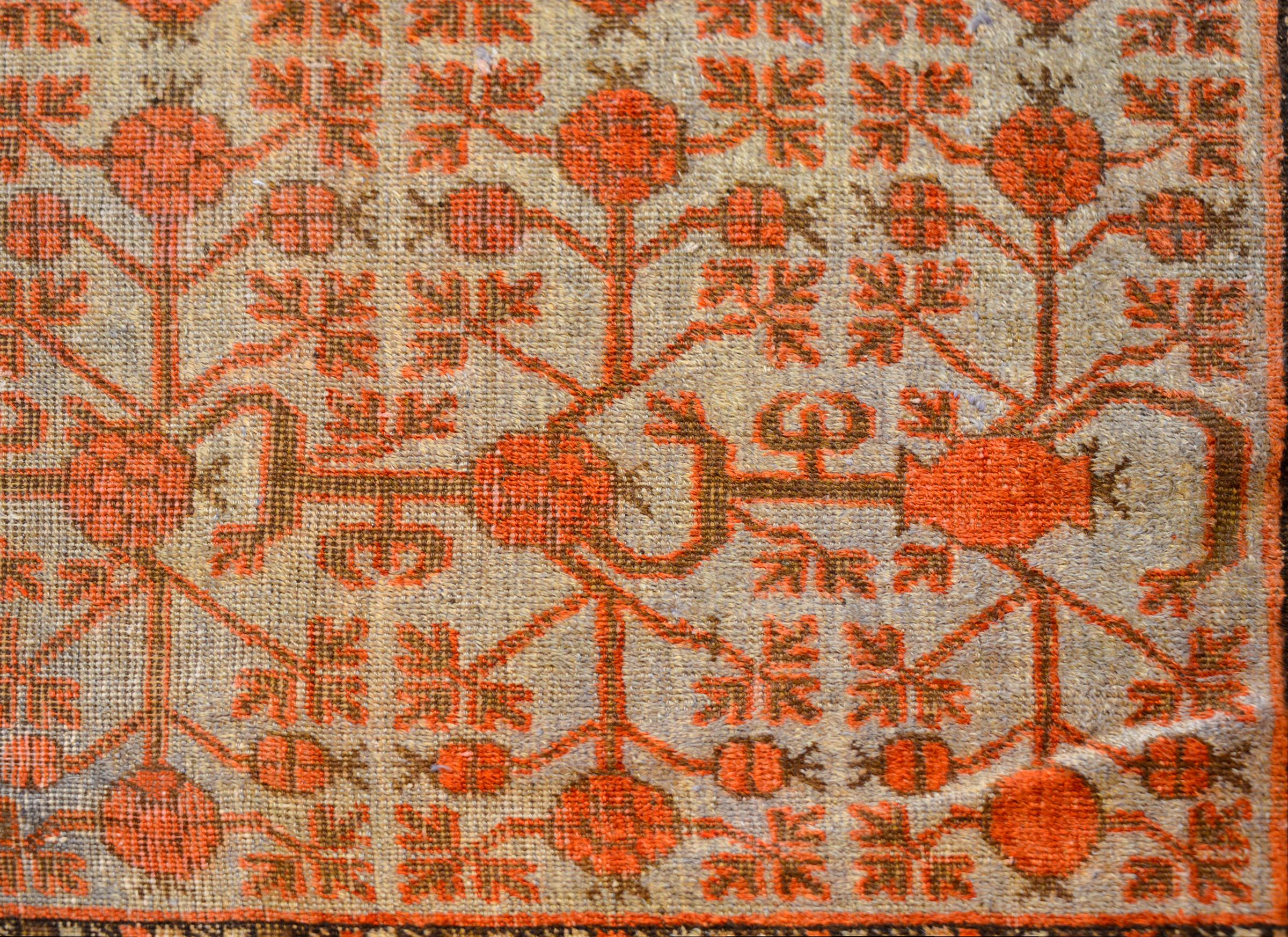 Fantástica alfombra Samaghand de Asia Central de principios del siglo XX 1