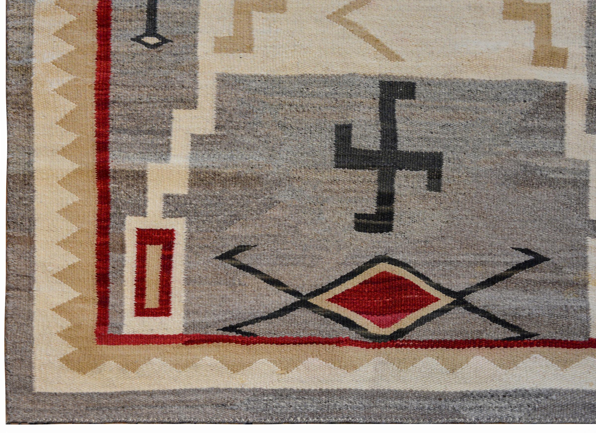 Fantastic Early 20th Century Navajo Rug In Good Condition In Chicago, IL