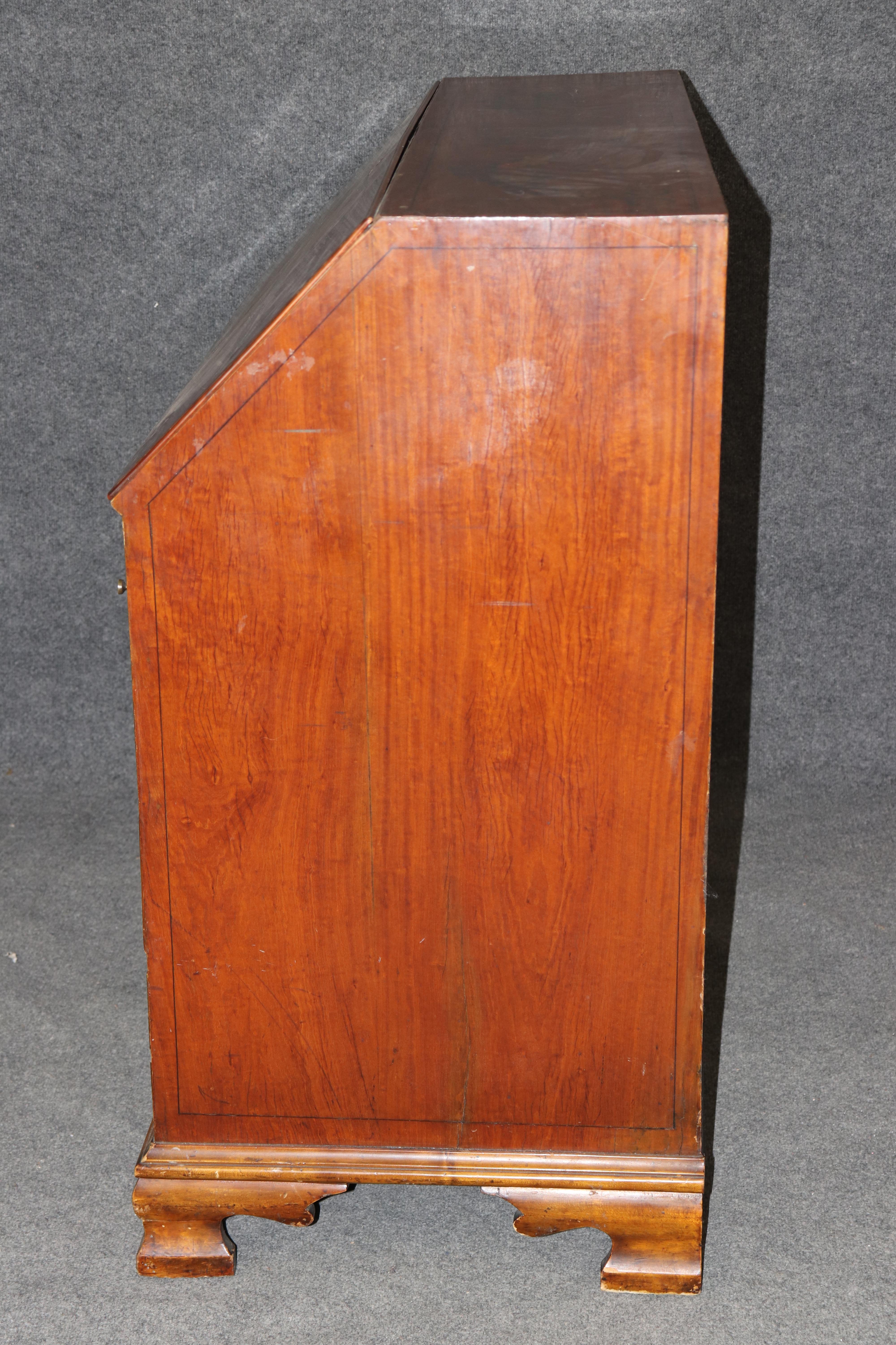 Fantástico Escritorio Secretario de Tapa Inclinada de Madera Satinada Decorado con Pintura Inglesa Adams en venta 2