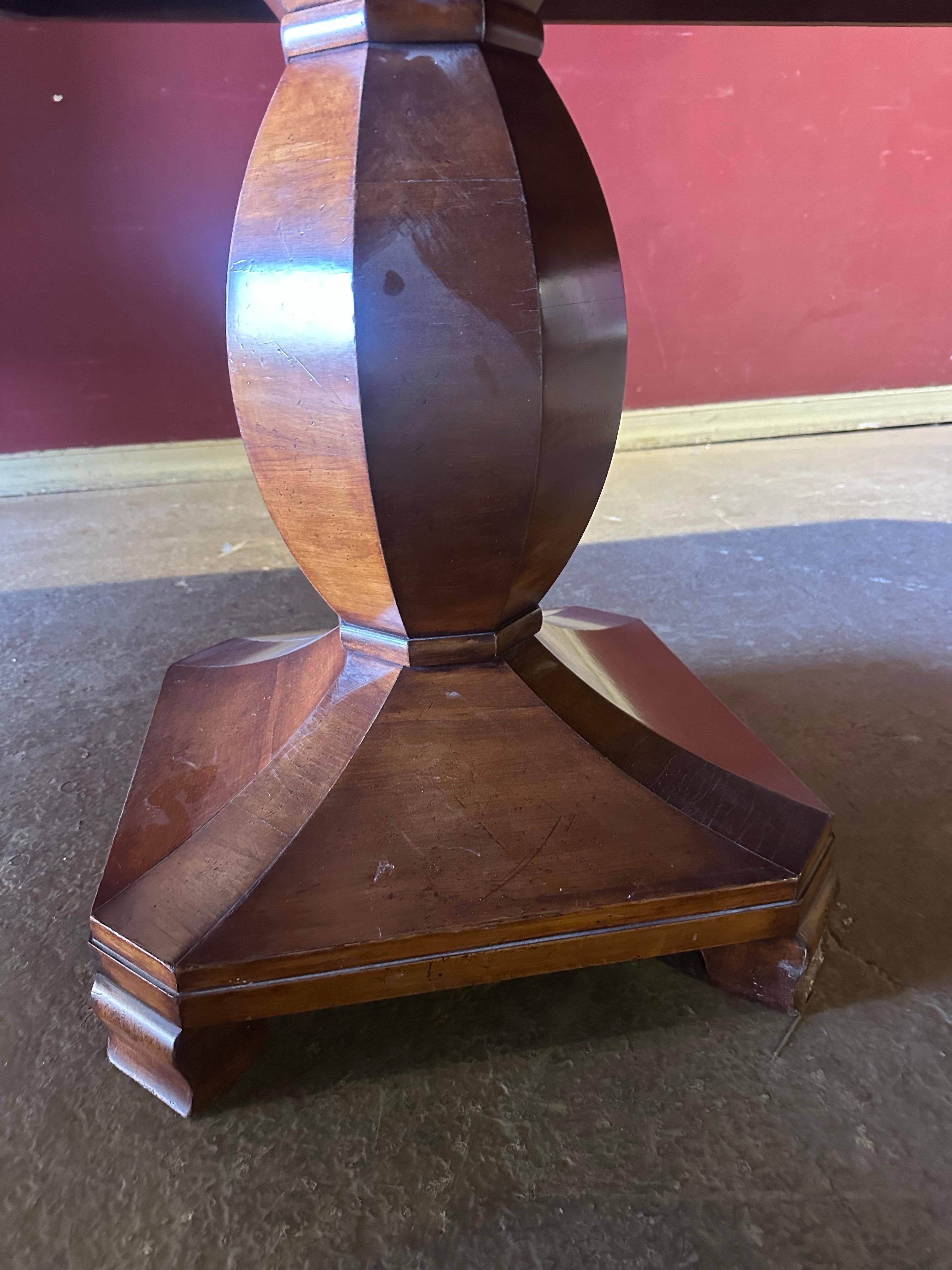 Fantastischer englischer Bibliothekstisch aus Eibenholz mit beweglichen Akkordeon-Lampen aus Messing im Angebot 1