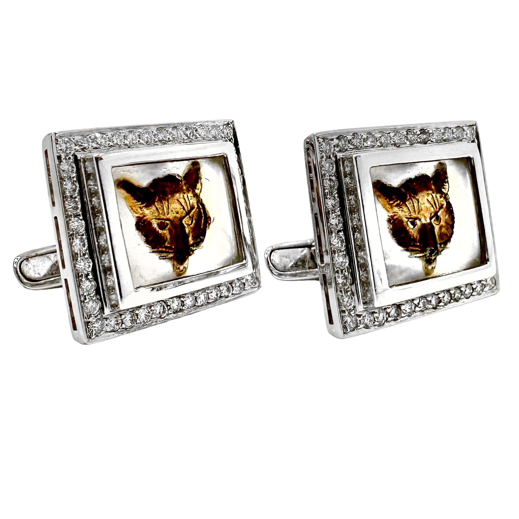 Fantastische Manschettenknöpfe mit Fuchs aus Weißgold mit handbemalter Kristall und Diamanten im Angebot 1