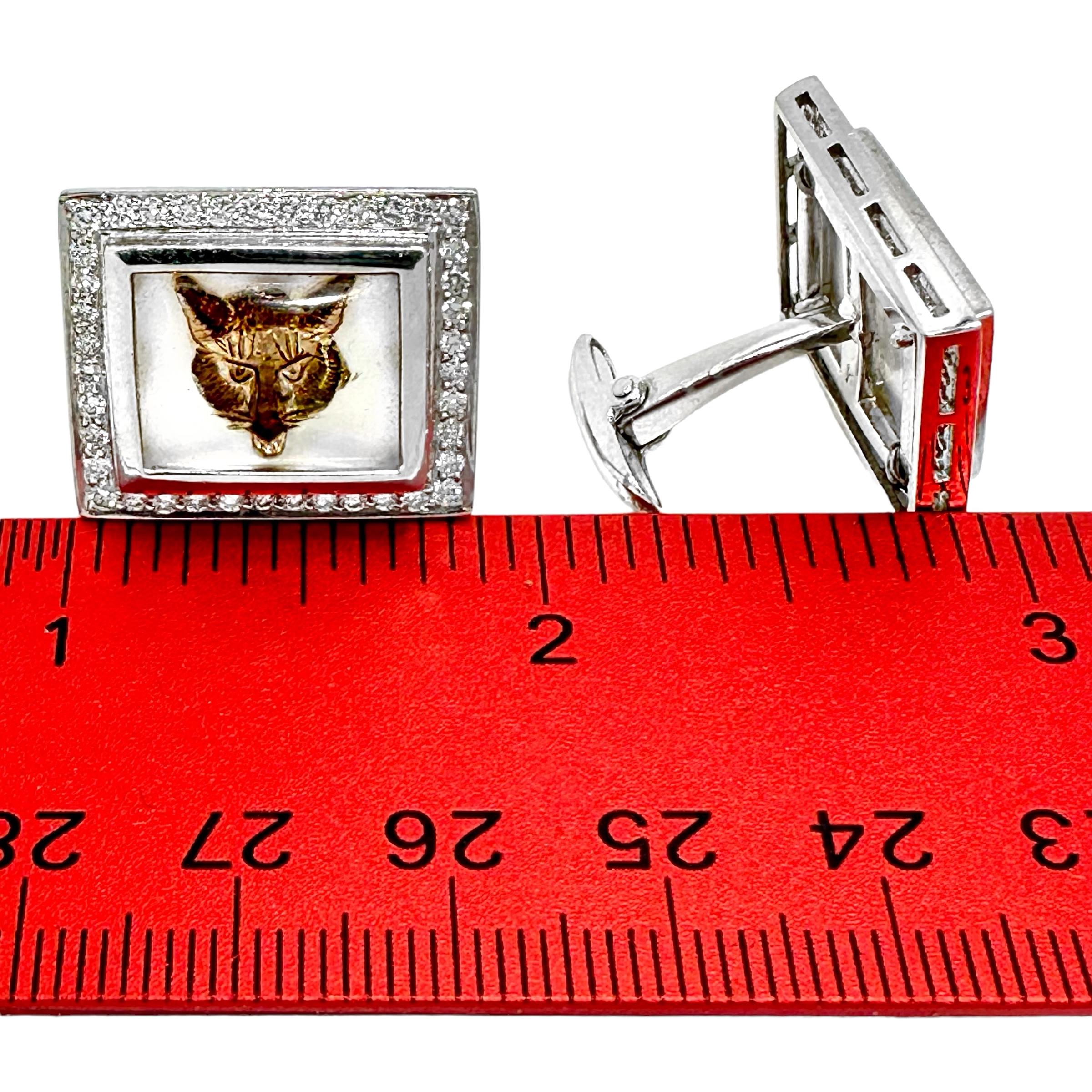 Fantastische Manschettenknöpfe mit Fuchs aus Weißgold mit handbemalter Kristall und Diamanten im Angebot 3