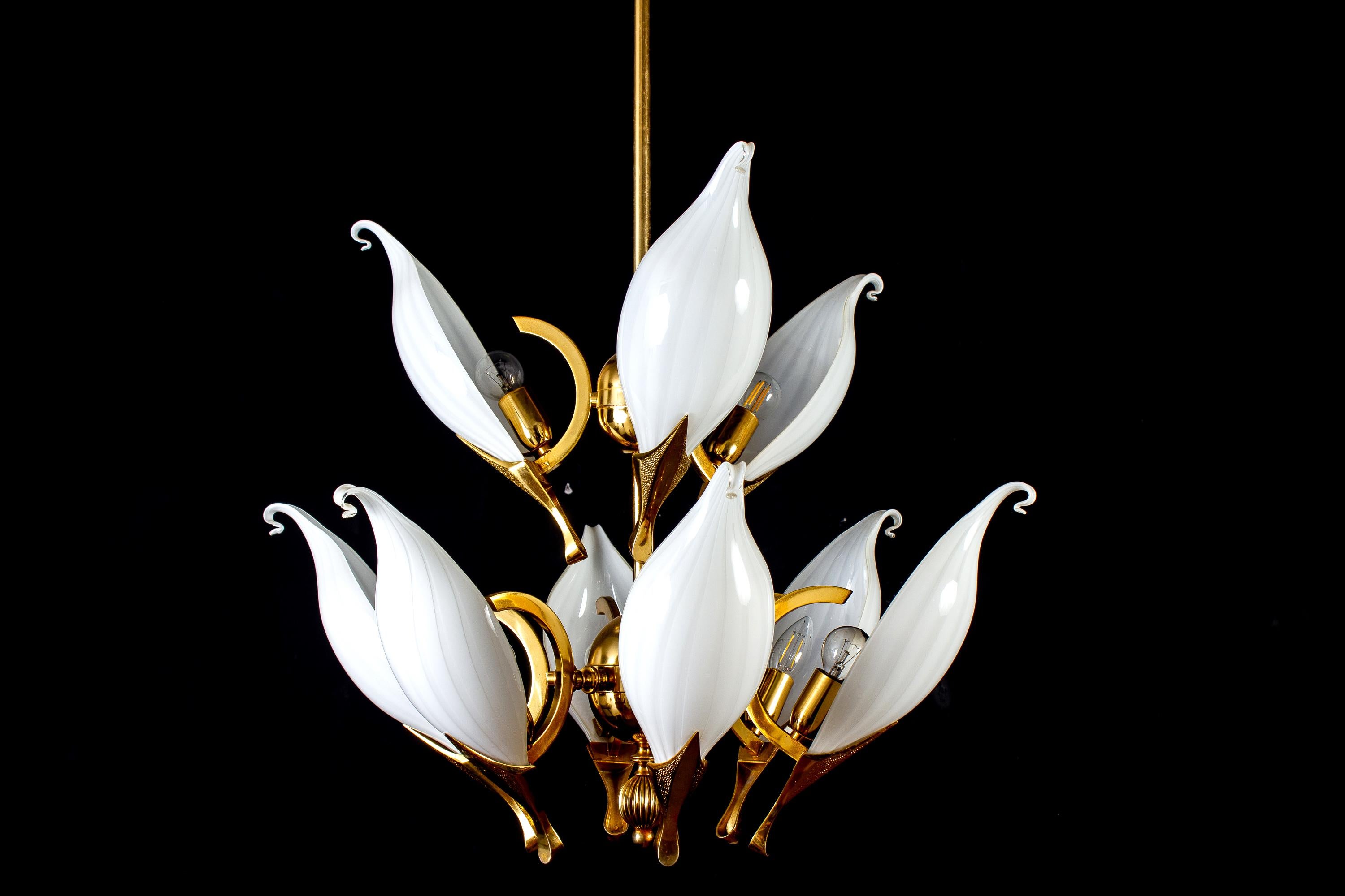 Mid-Century Modern Fantastic Franco Luce for Seguso Murano Glass and Brass Chandelier, 1970s For Sale
