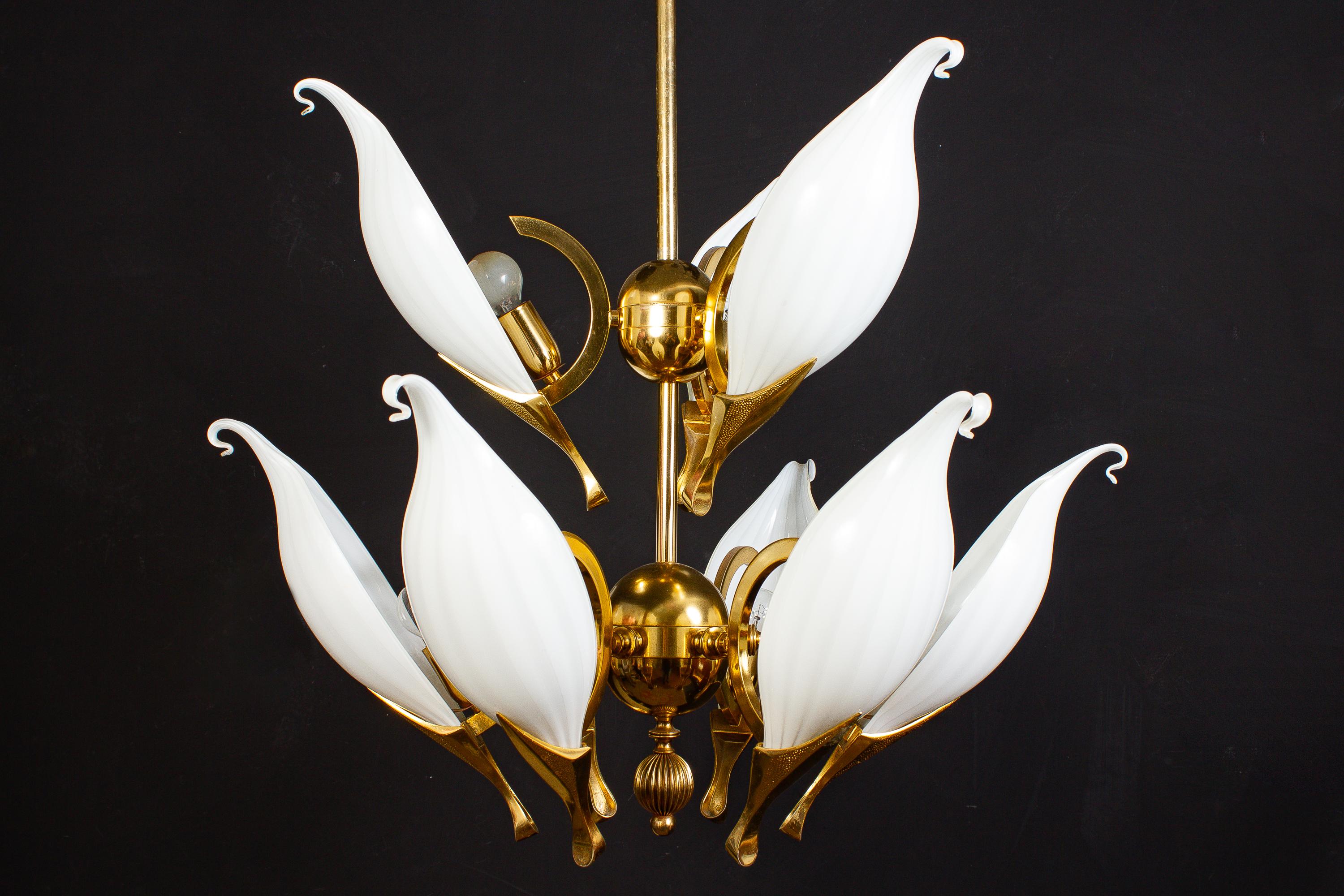 Late 20th Century Fantastic Franco Luce for Seguso Murano Glass and Brass Chandelier, 1970s For Sale