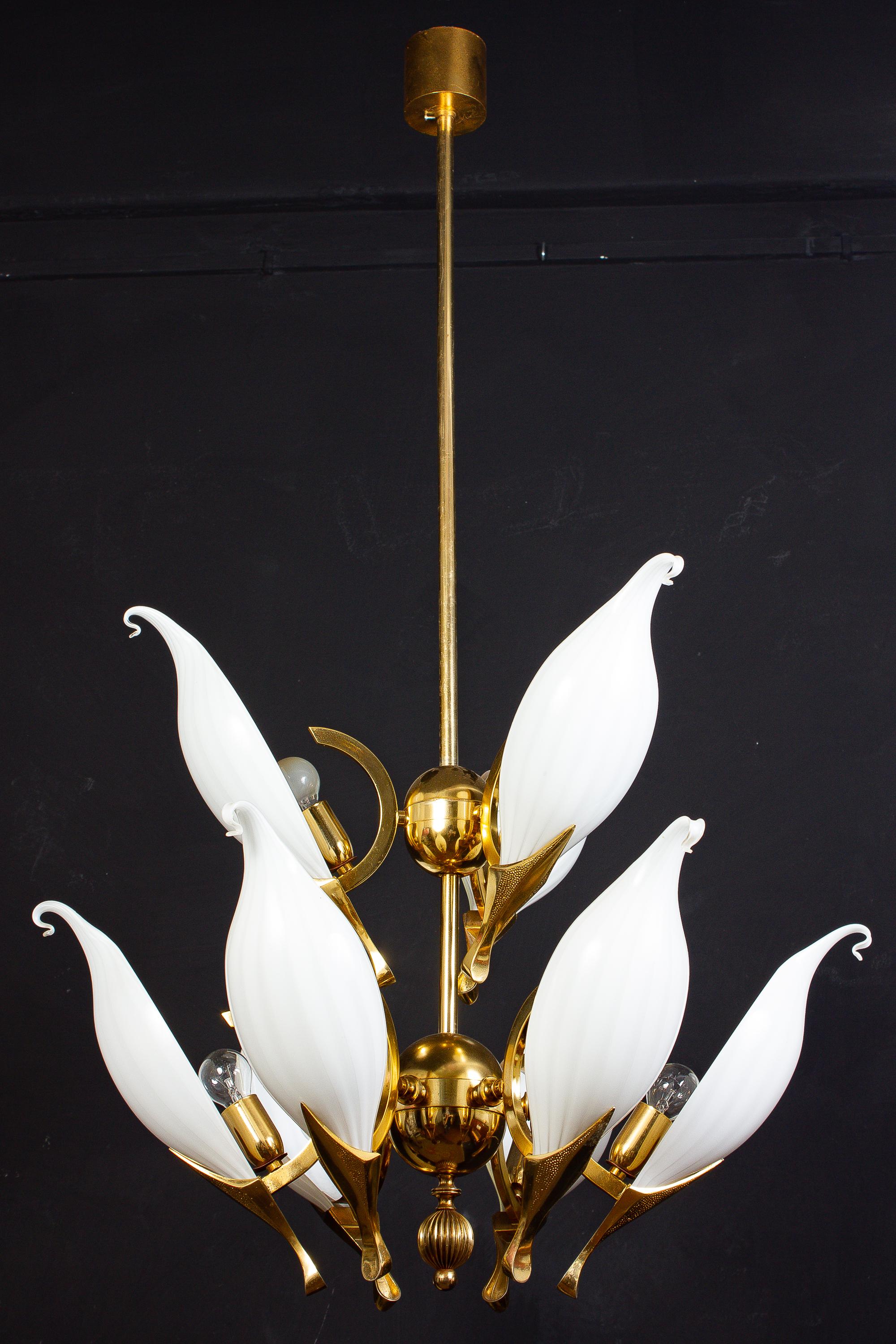 Fantastic Franco Luce for Seguso Murano Glass and Brass Chandelier, 1970s For Sale 1