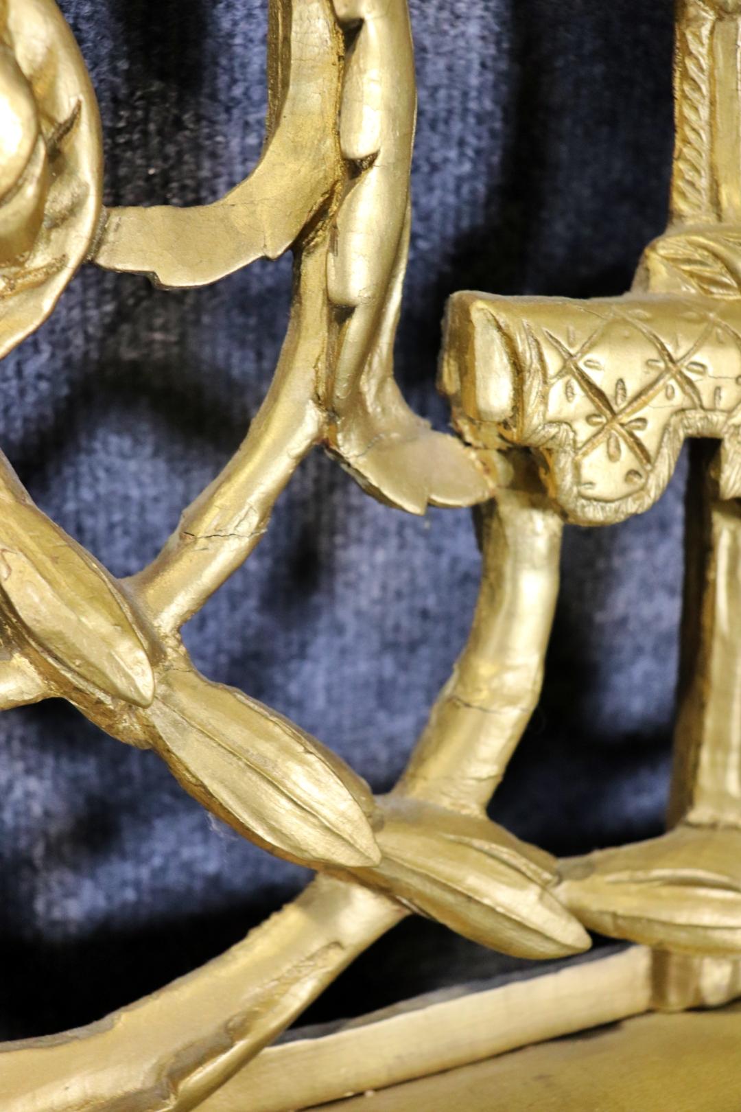 Fantastique miroir mural ancien Louis XV français sculpté Bon état - En vente à Swedesboro, NJ