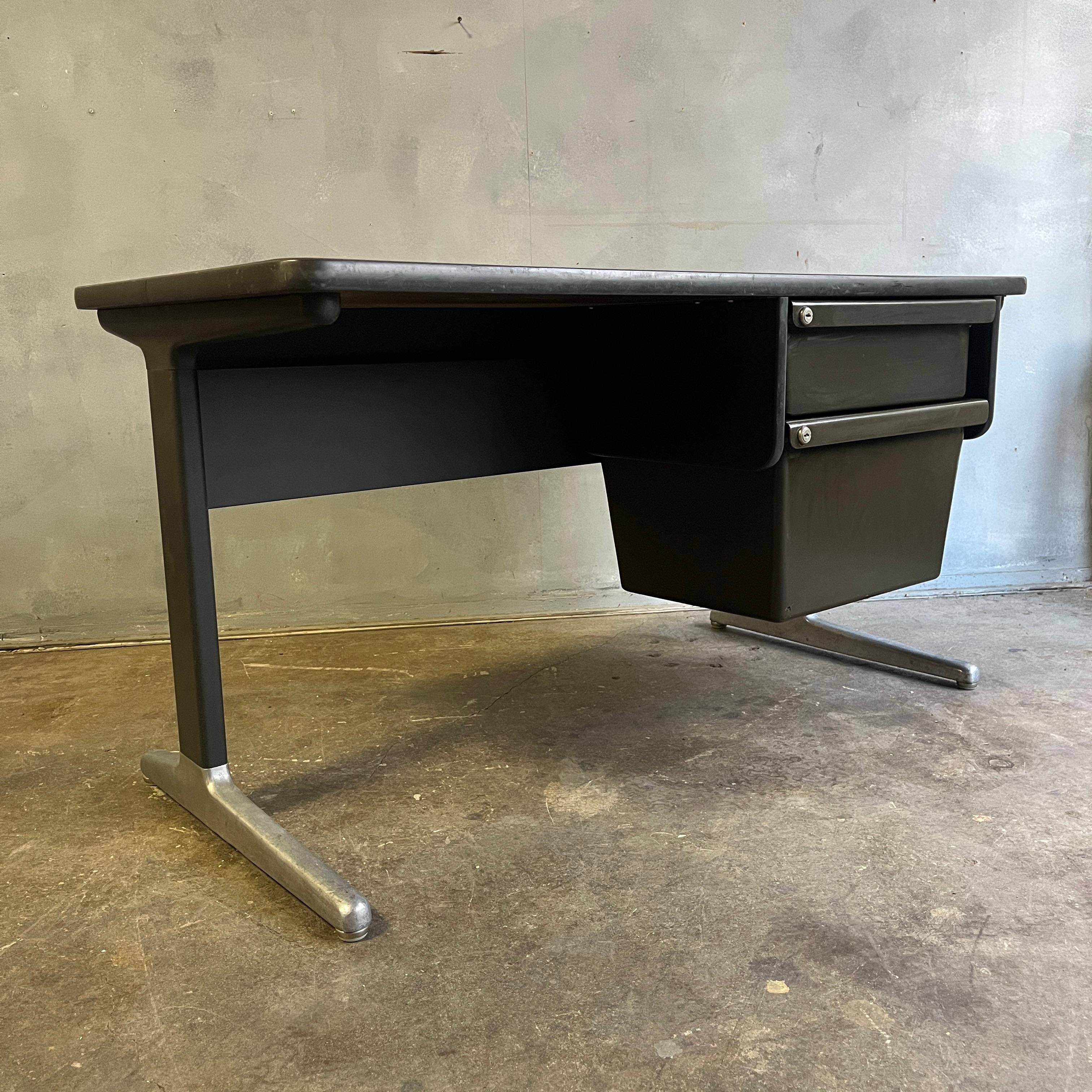 Fantastic George Nelson Office Suite Desk and Return 7