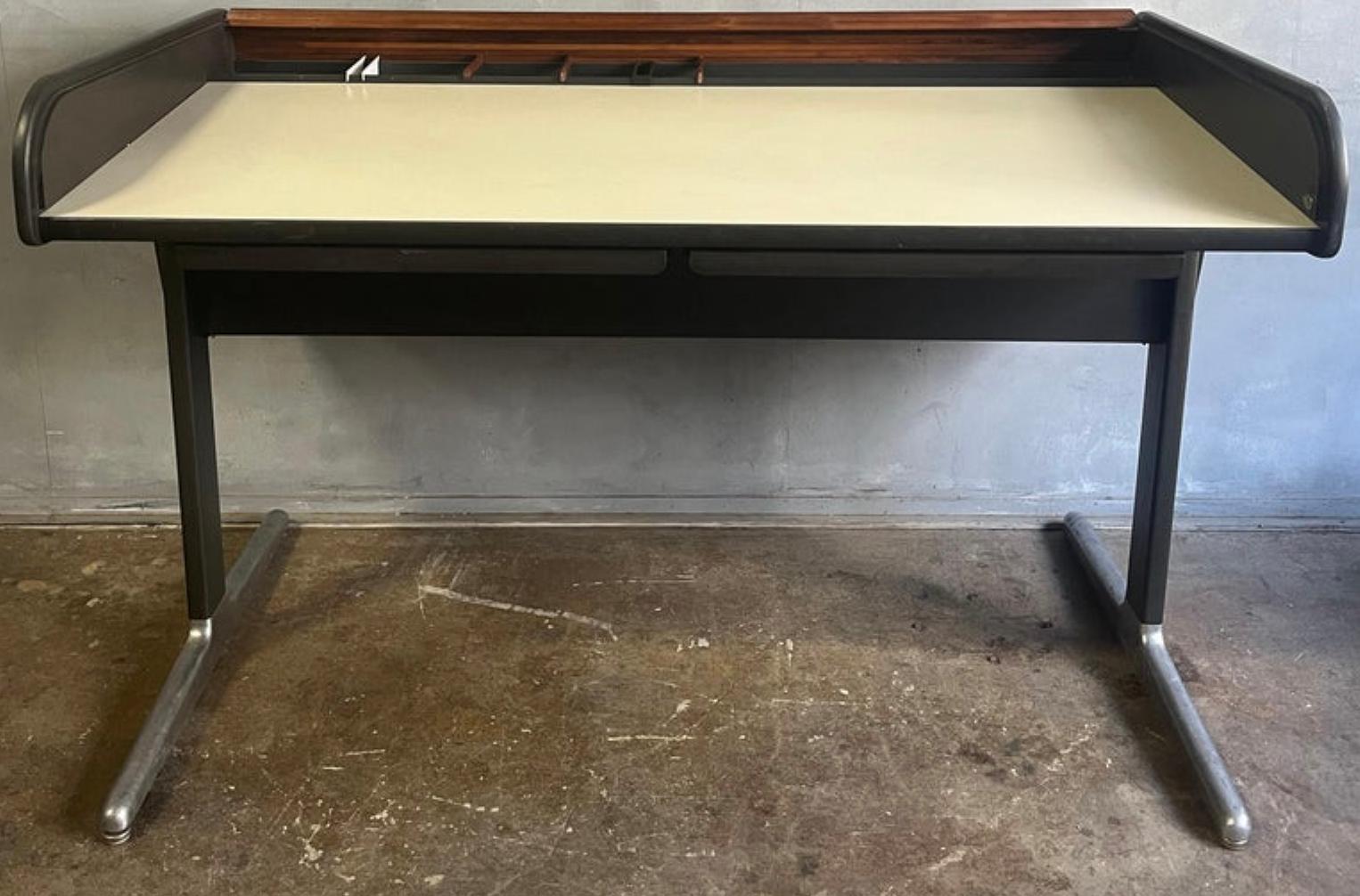 Fantastic George Nelson Office Suite Desk and Return 2