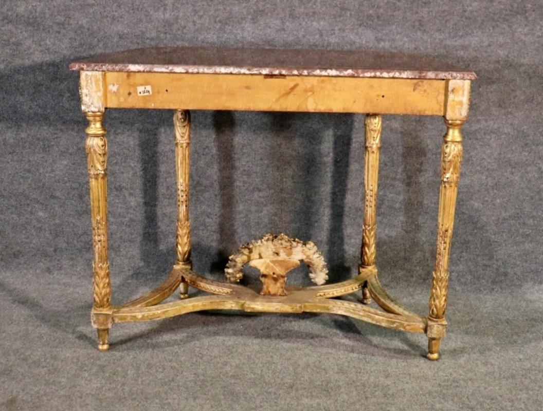 Fantastica console con piano in marmo dorato Rouge francese del XIX secolo In condizioni buone in vendita a Swedesboro, NJ