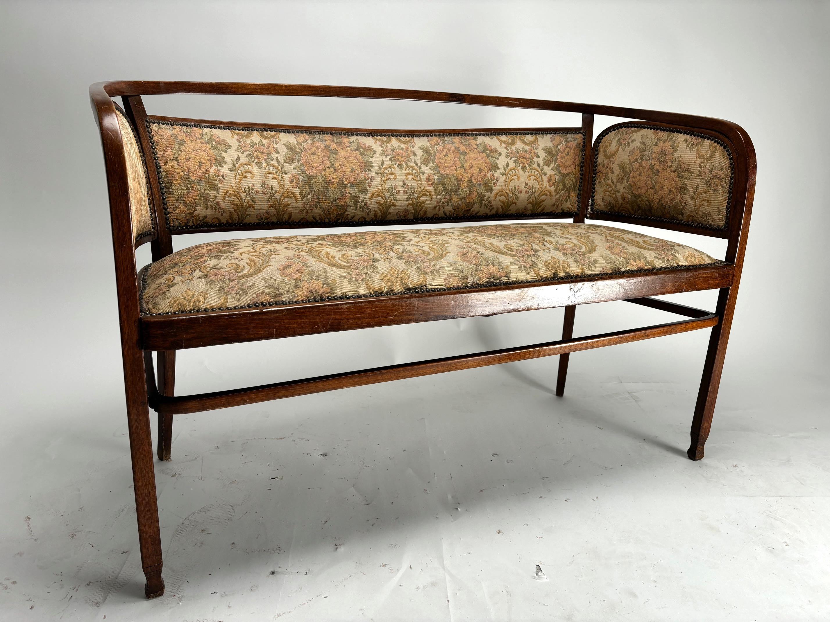 Fantastic Gustav Siegel 716 Sofa, J.J. Kohn, Vienna Secession 1900s Secesión de Viena en venta