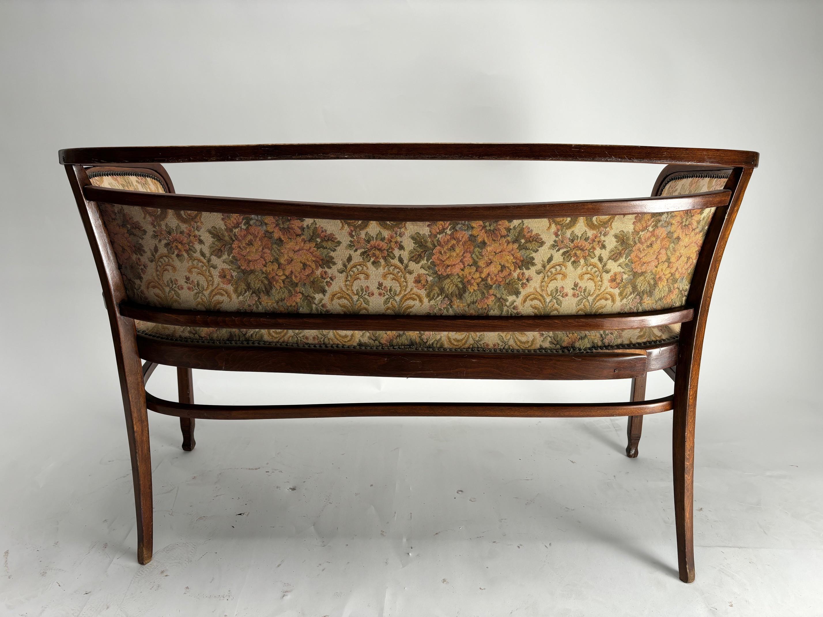 Fantastic Gustav Siegel 716 Sofa, J.J. Kohn, Vienna Secession 1900s Madera curvada en venta