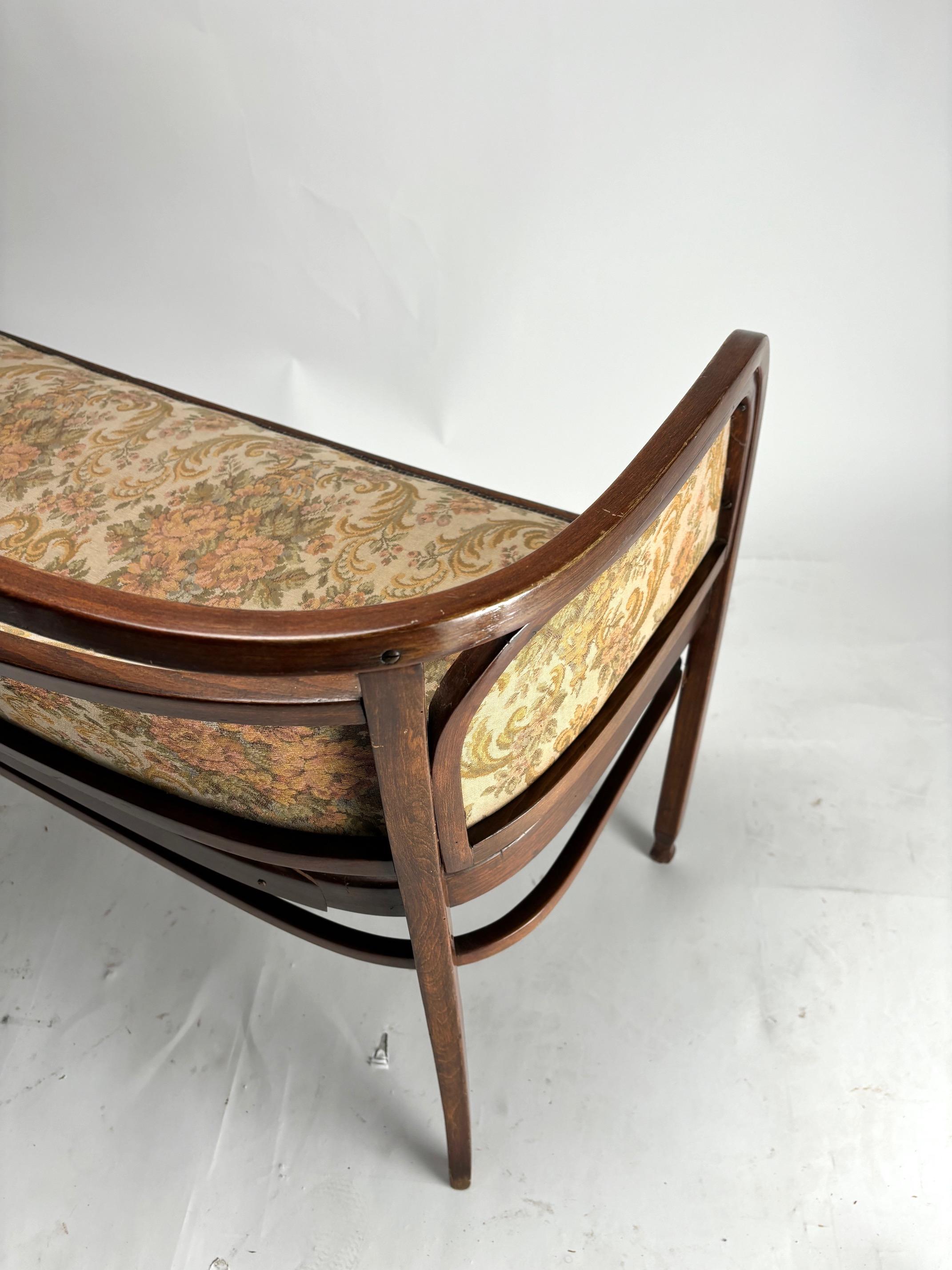 Fantastic Gustav Siegel 716 Sofa, J.J. Kohn, Vienna Secession 1900s en venta 1