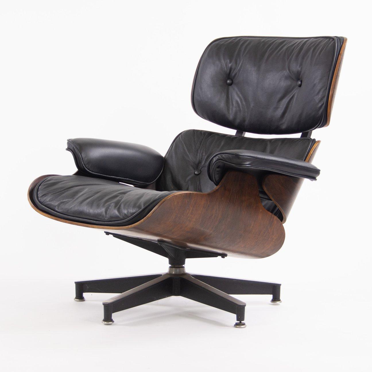 Mid-Century Modern Fantastic Herman Miller Eames Lounge Chair and Ottoman
