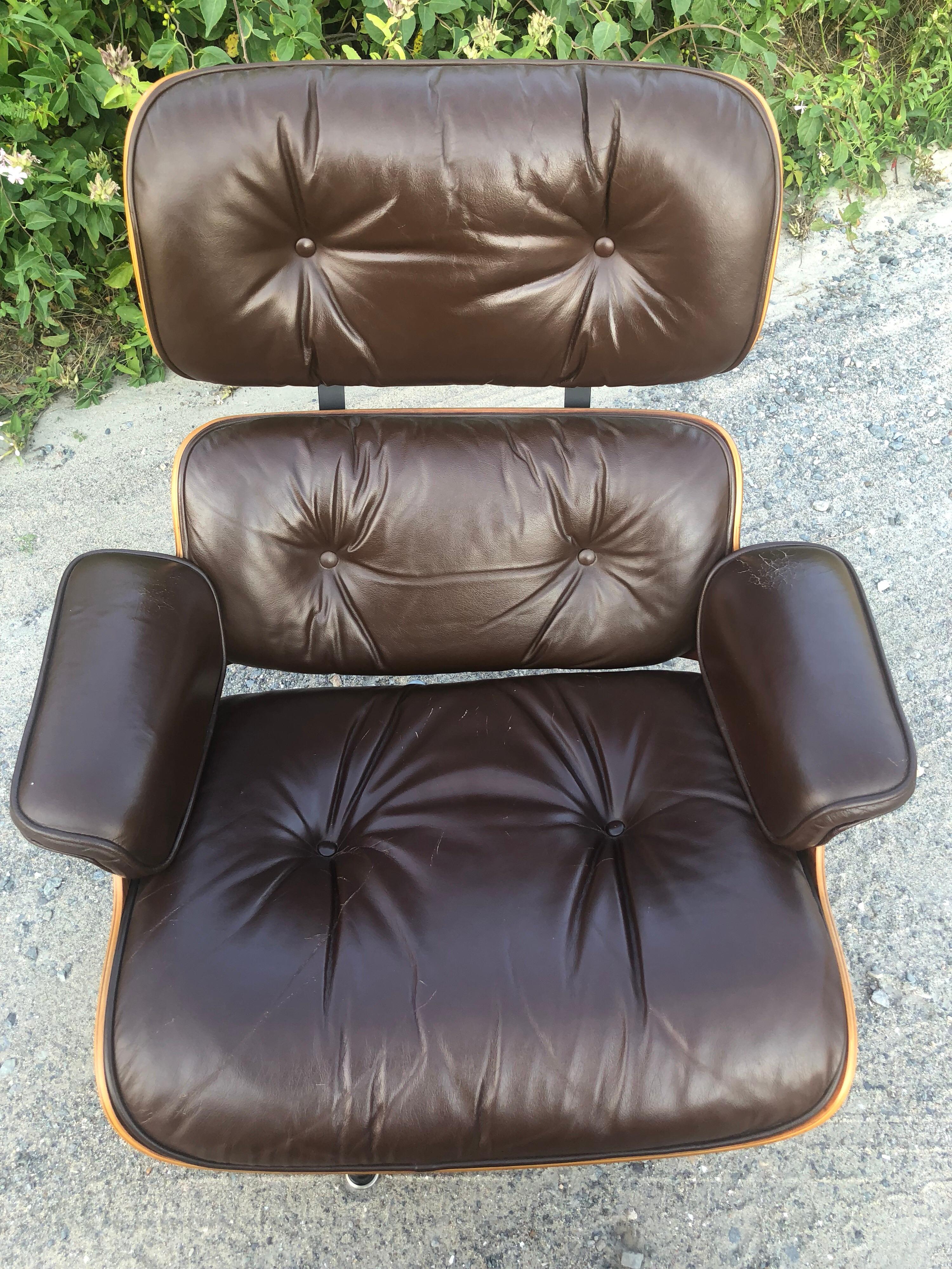 Fantastic Herman Miller Eames Lounge Chair and Ottoman 2