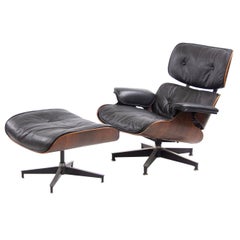 Fantastic Herman Miller Eames Lounge Chair and Ottoman