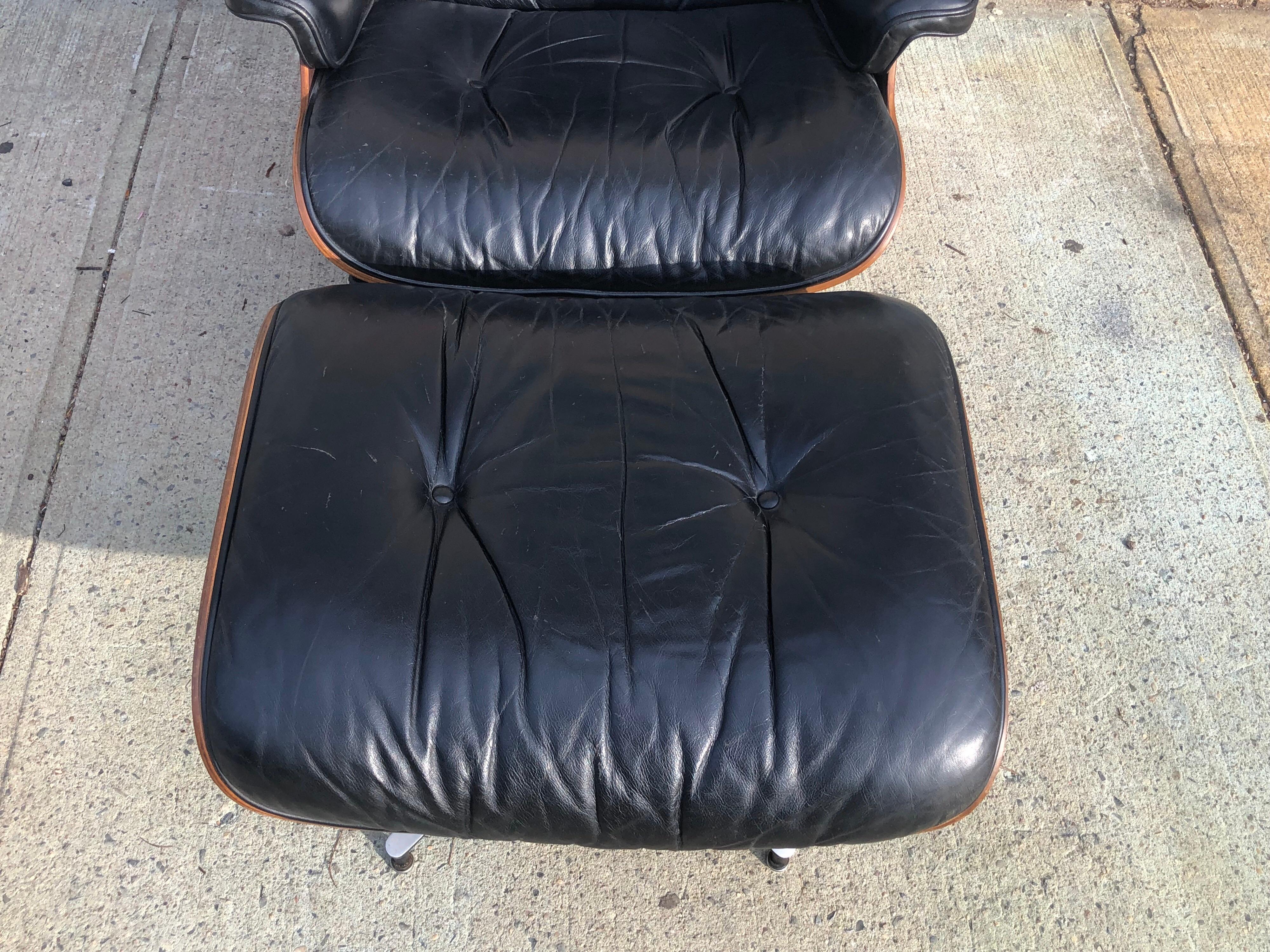 Fantastic Herman Miller Lounge Chair and Ottoman 4