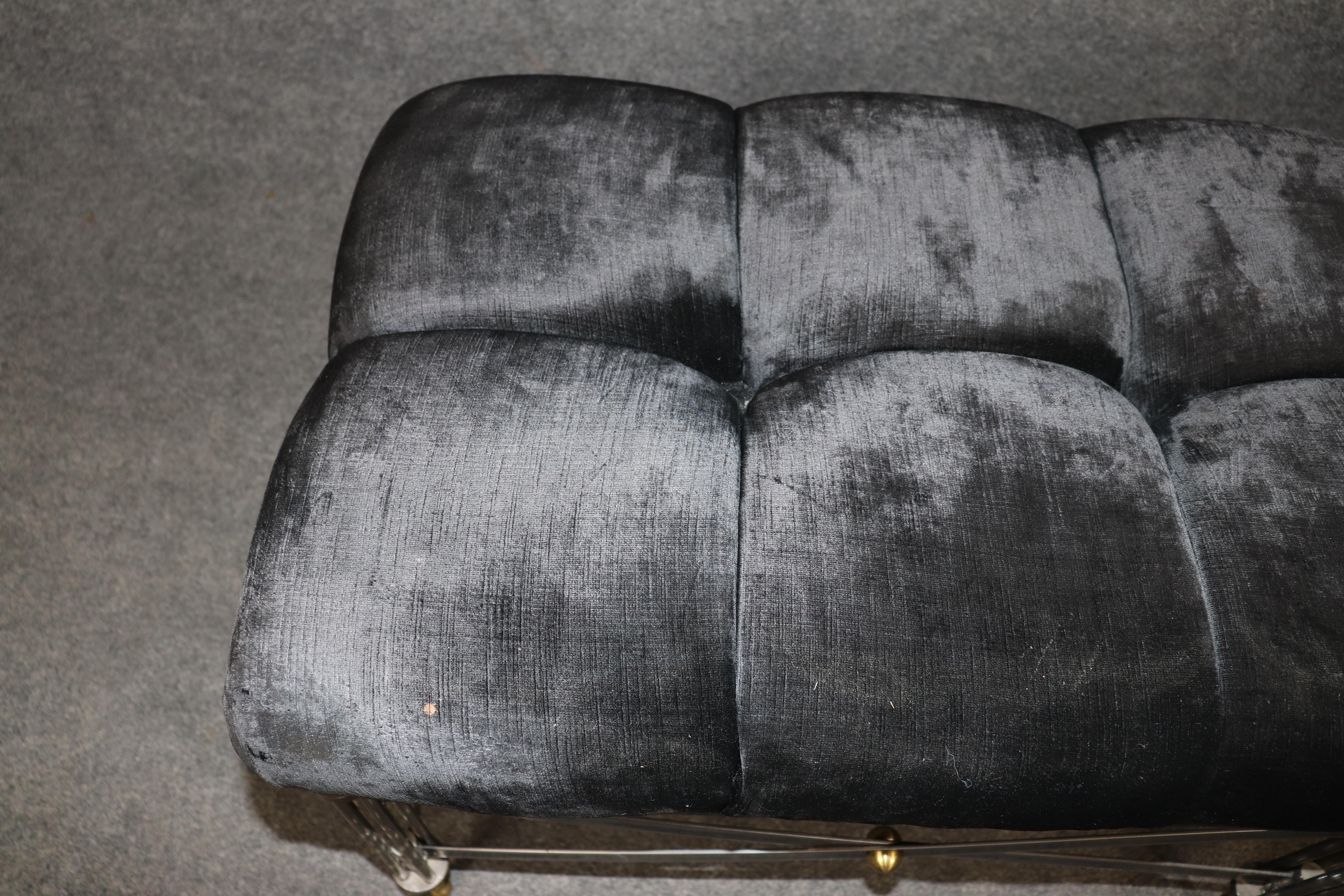 Fantastique Banc de Fenêtre Hollywood Regency à touffes en acier et laiton Manner Andre Arbus en vente 6