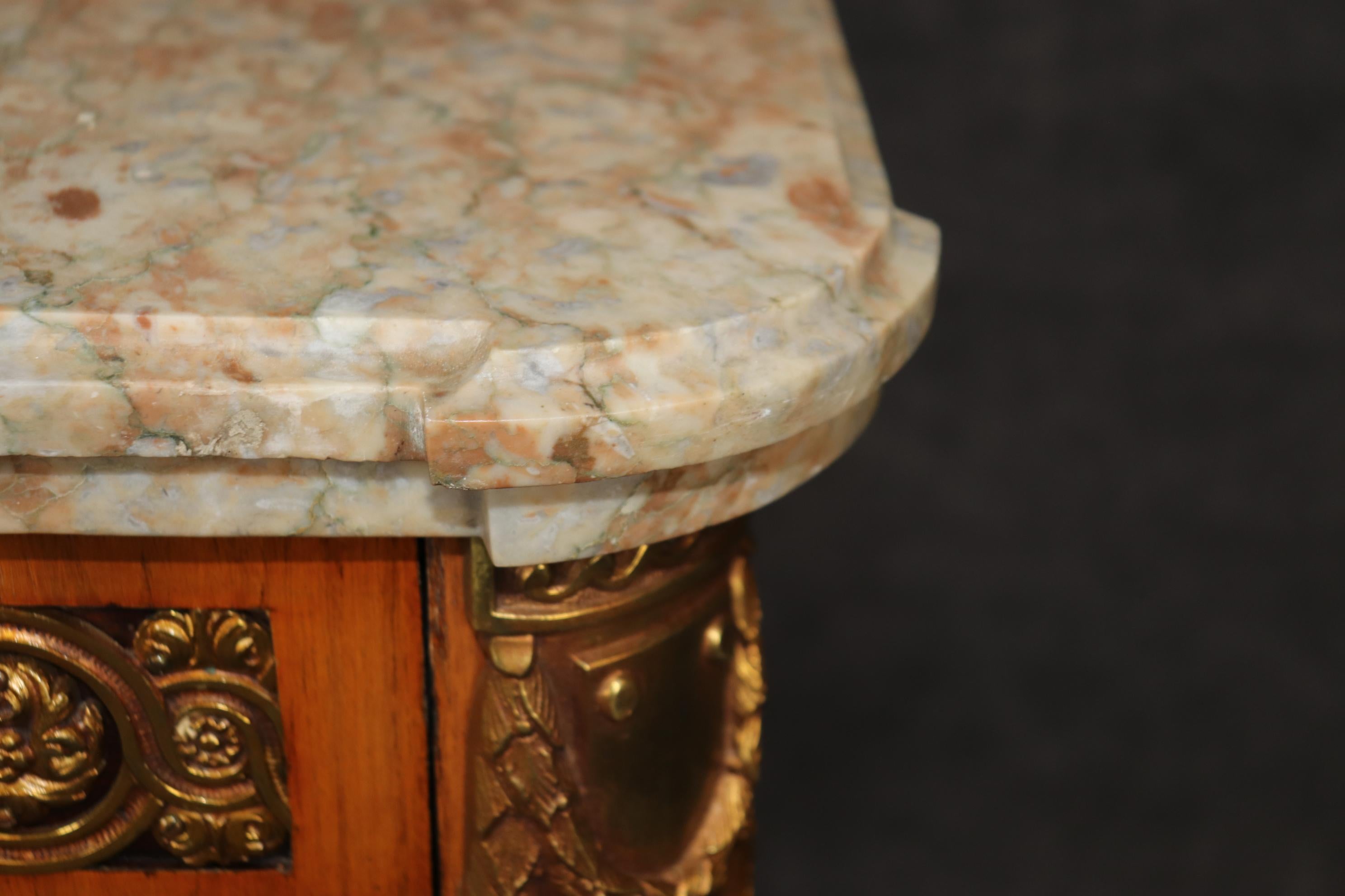 Fantastic Inlaid French Louis XV Double-Thick Marble Top Commode  For Sale 7