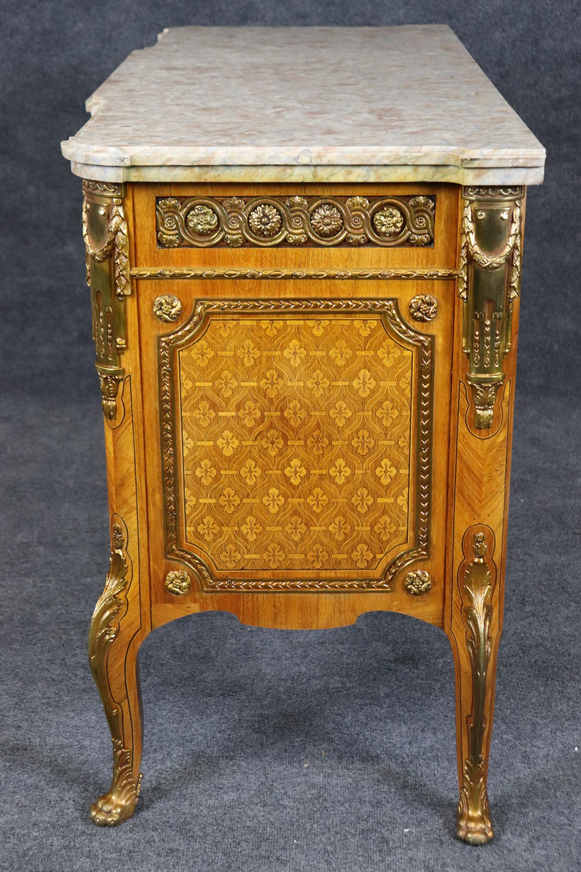 Fantastic Inlaid French Louis XV Double-Thick Marble Top Commode  In Good Condition For Sale In Swedesboro, NJ