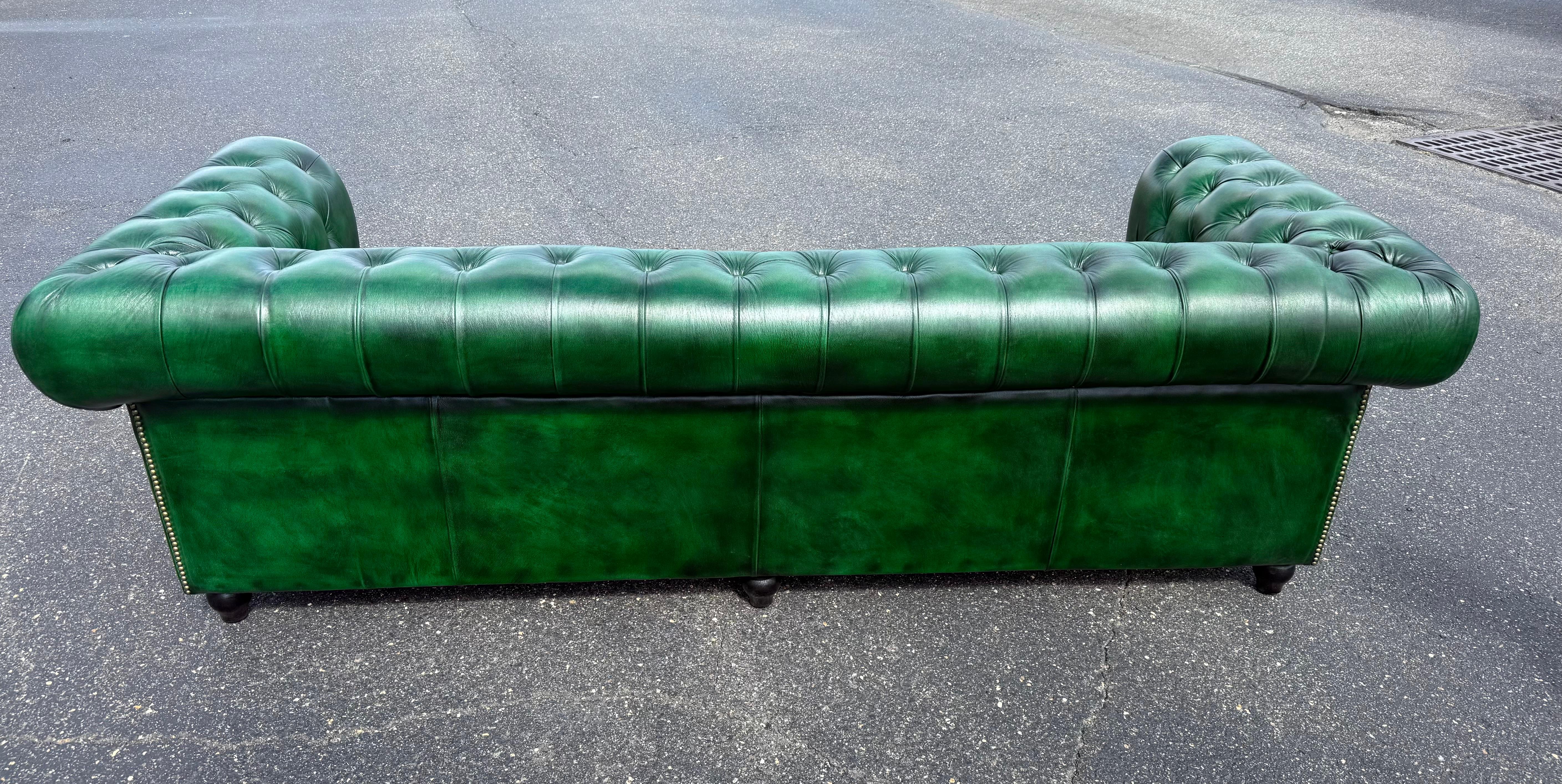Fantastic Kelly Green 95 inch Custom-Made Genuine Leather Chesterfield Sofa For Sale 9