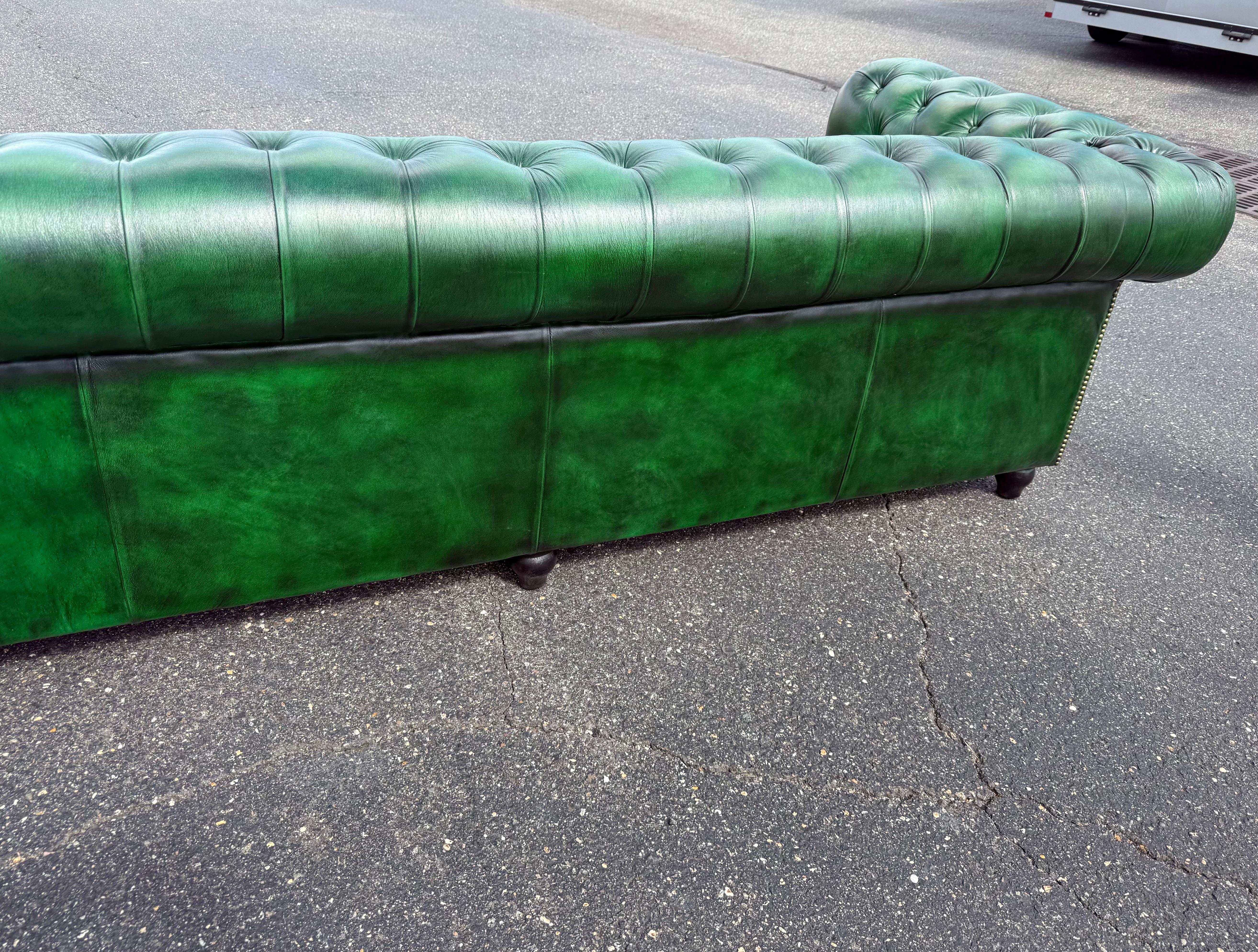 Fantastic Kelly Green 95 inch Custom-Made Genuine Leather Chesterfield Sofa For Sale 14