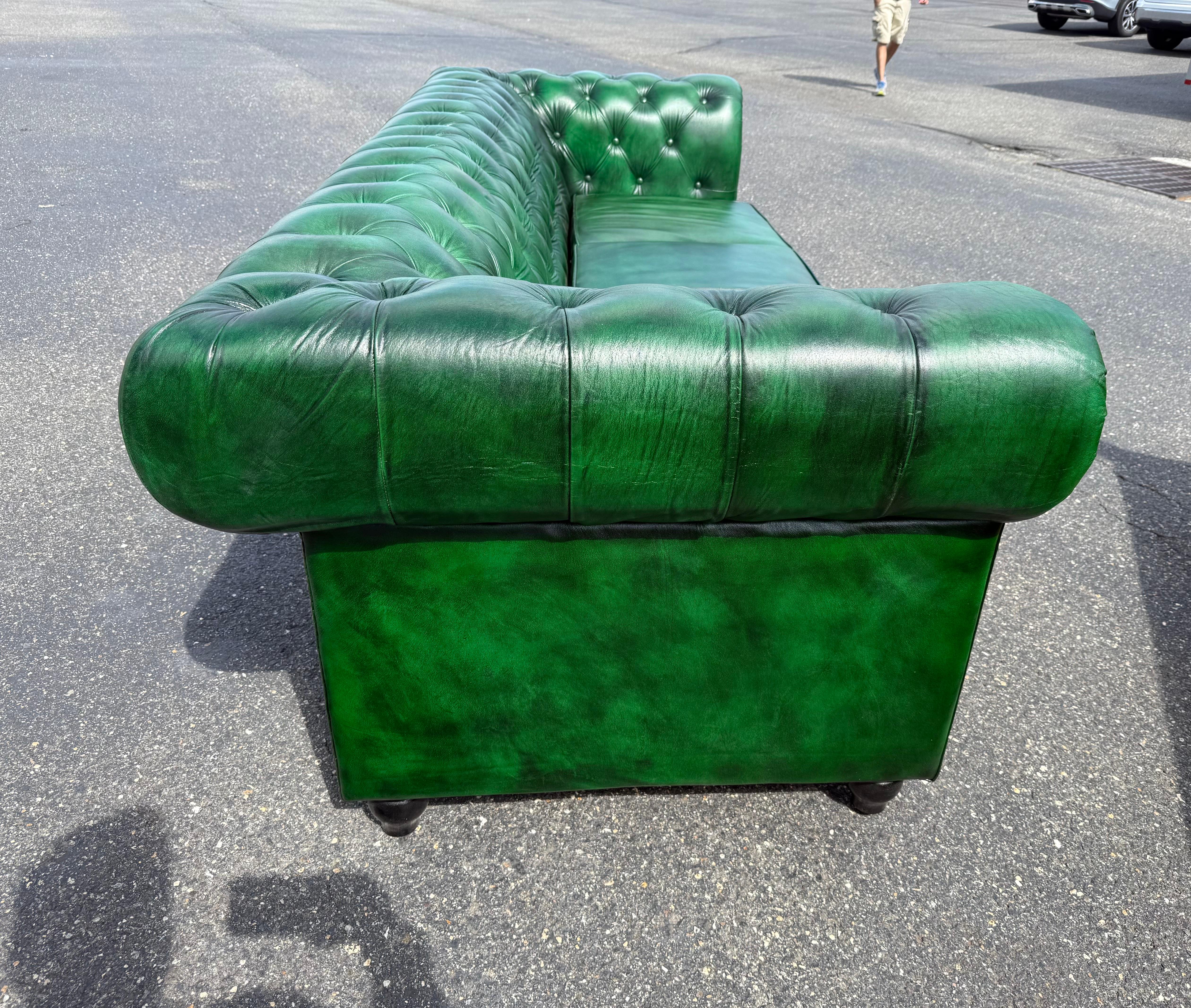 Contemporary Fantastic Kelly Green 95 inch Custom-Made Genuine Leather Chesterfield Sofa For Sale