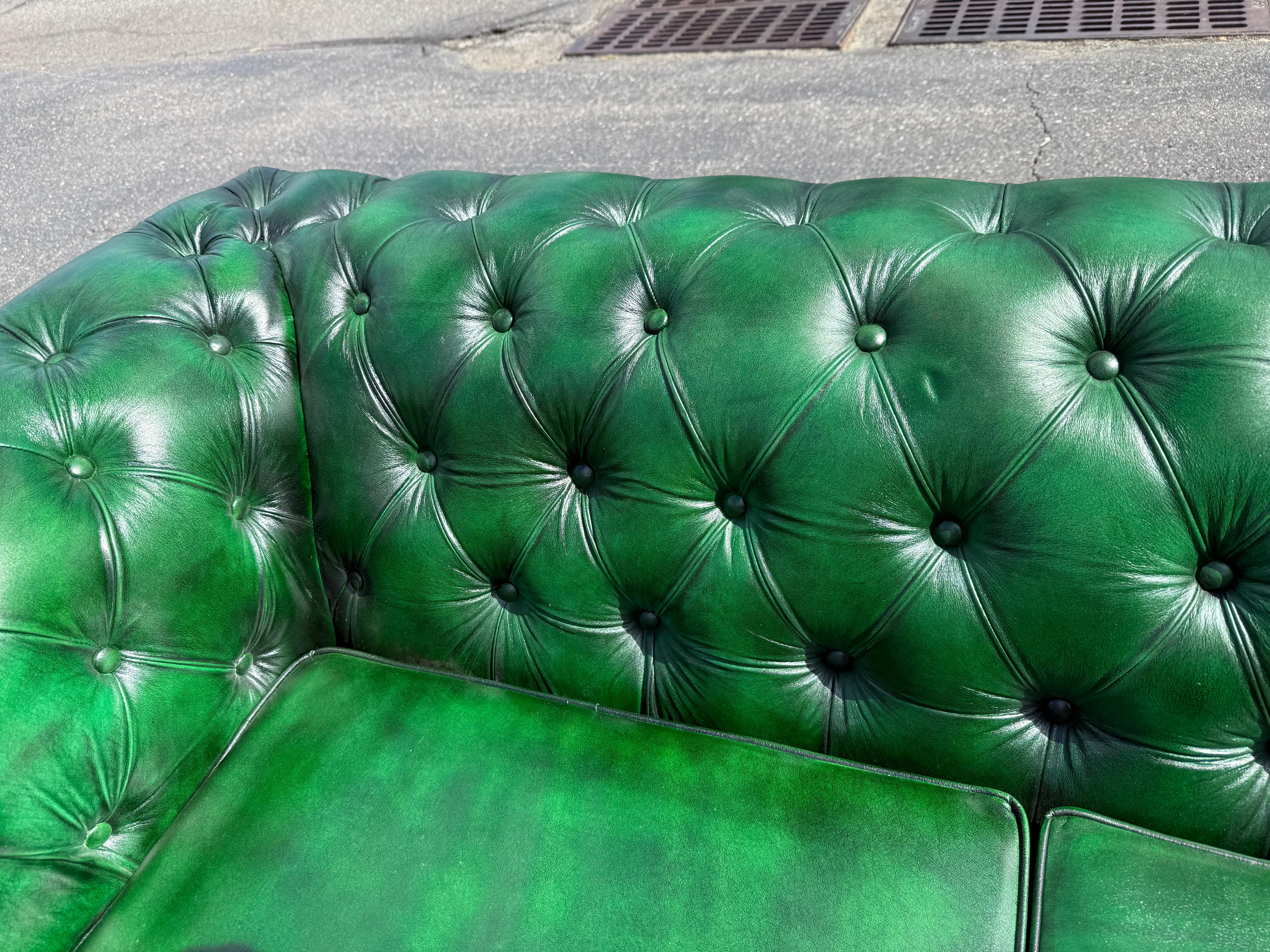 Fantastic Kelly Green 95 inch Custom-Made Genuine Leather Chesterfield Sofa For Sale 4