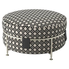 Fantastique pouf bas Amaretto Collection disponible en différentes couleurs