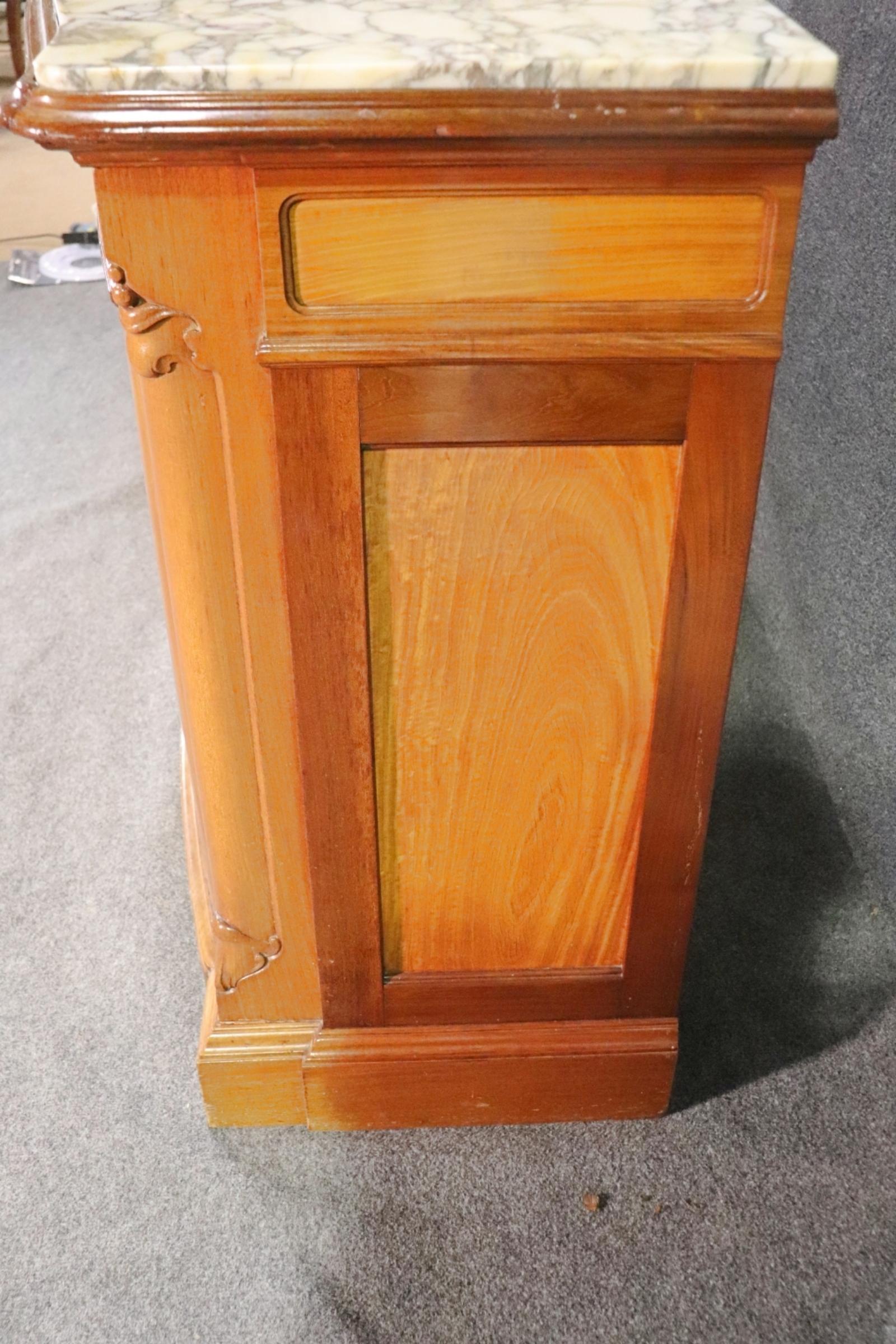 Bronze Fantastique buffet Directoire Maison Krieger of Paris avec plateau en marbre en vente