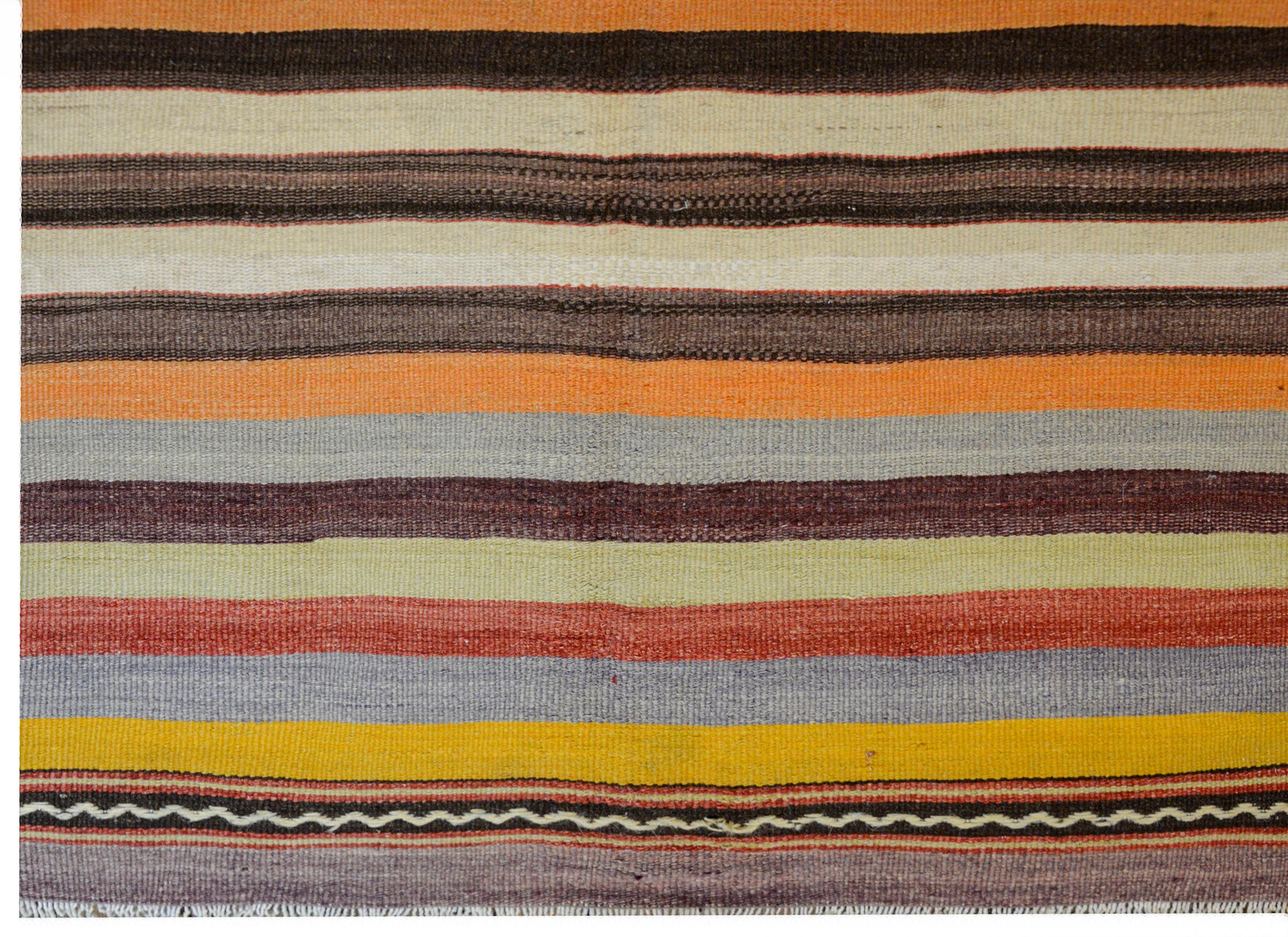 Wool Fantastic Mid-20th Century Turkish Kilim Rug