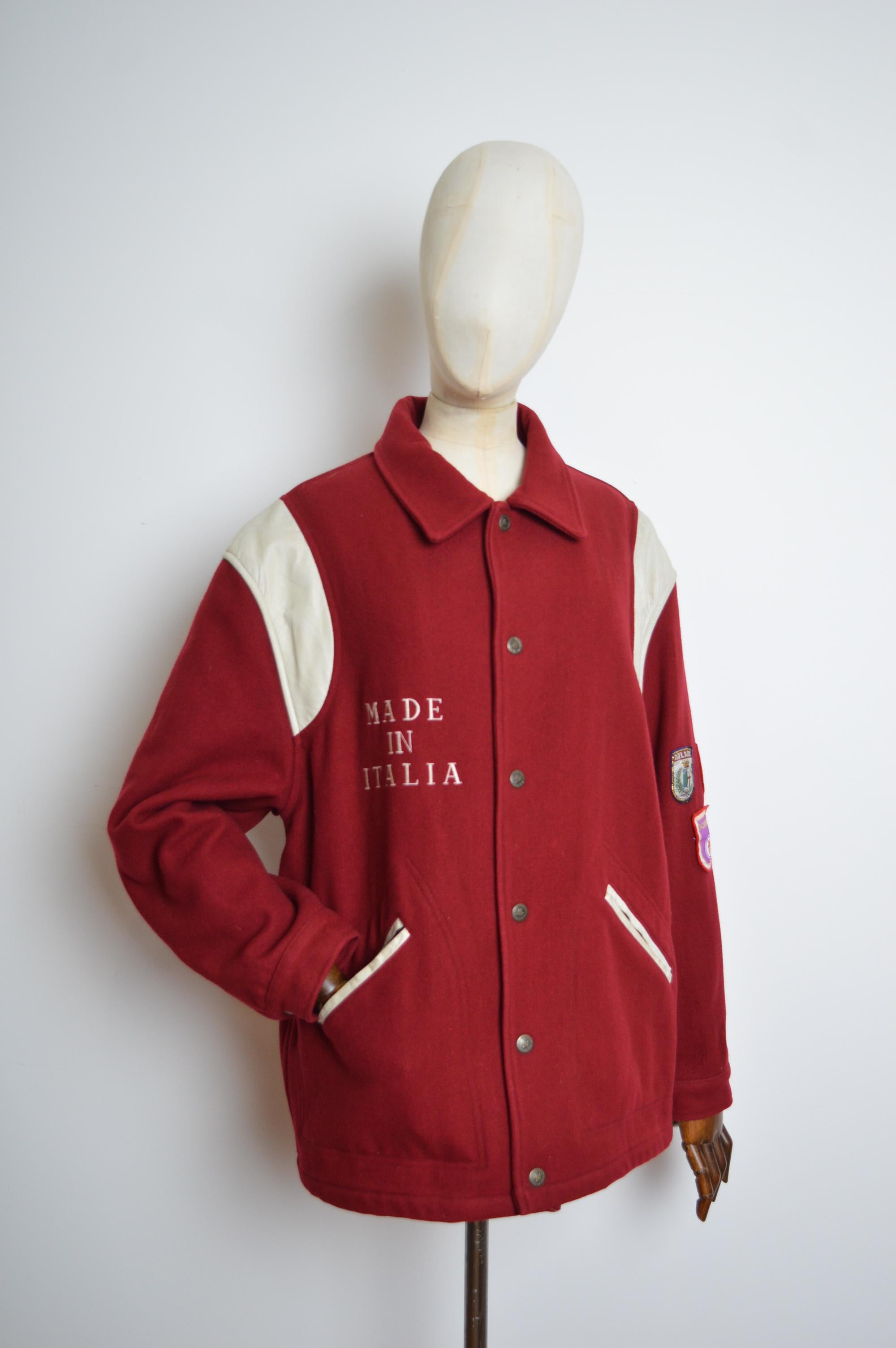 Fantastic MOSCHINO early 1990's burgundy Wool & leather varsity jacket - Coat In Good Condition For Sale In Sheffield, GB