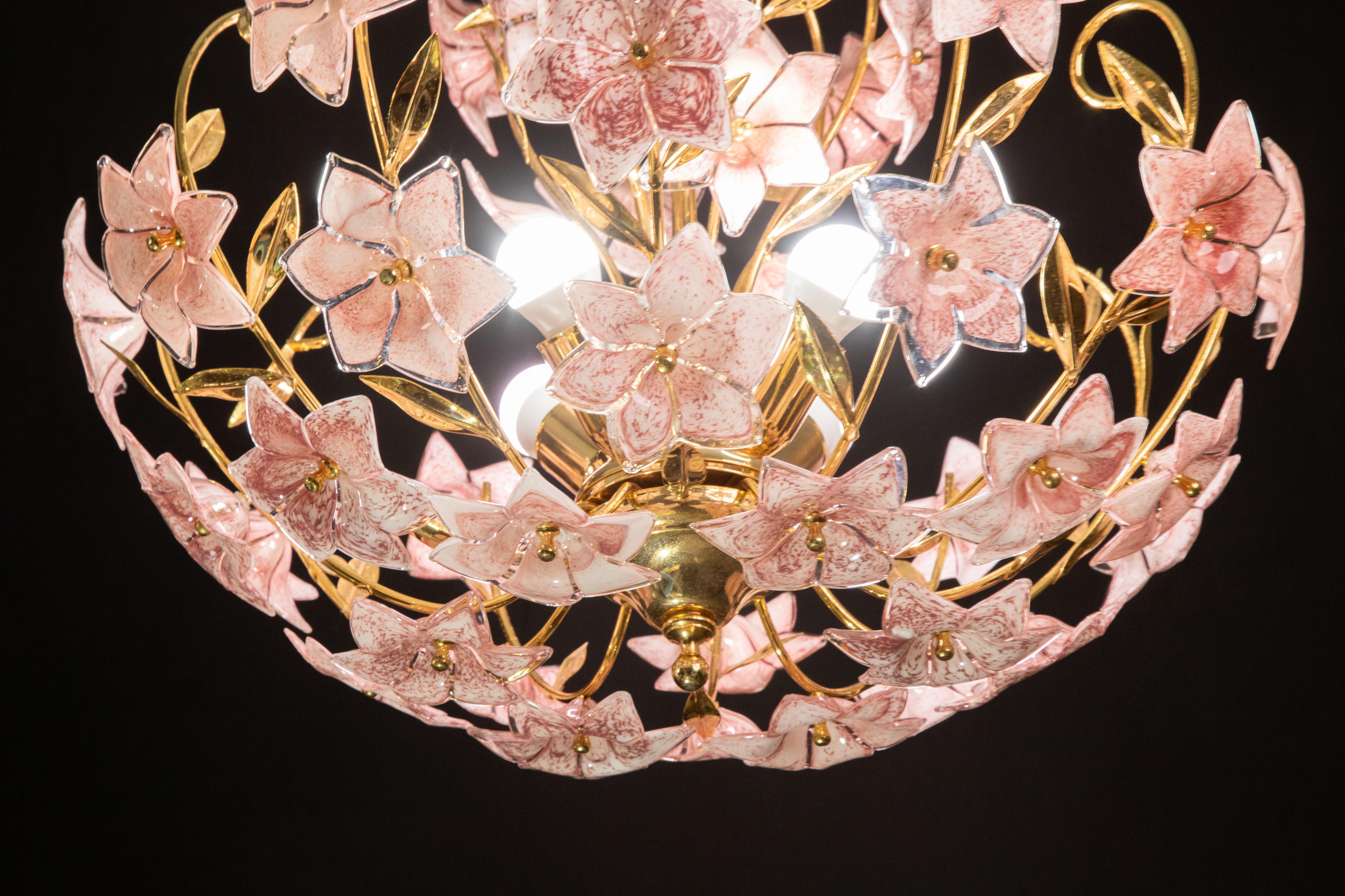 Late 20th Century Fantastic Murano Chandelier Full of Pink Flowers, 1970s For Sale