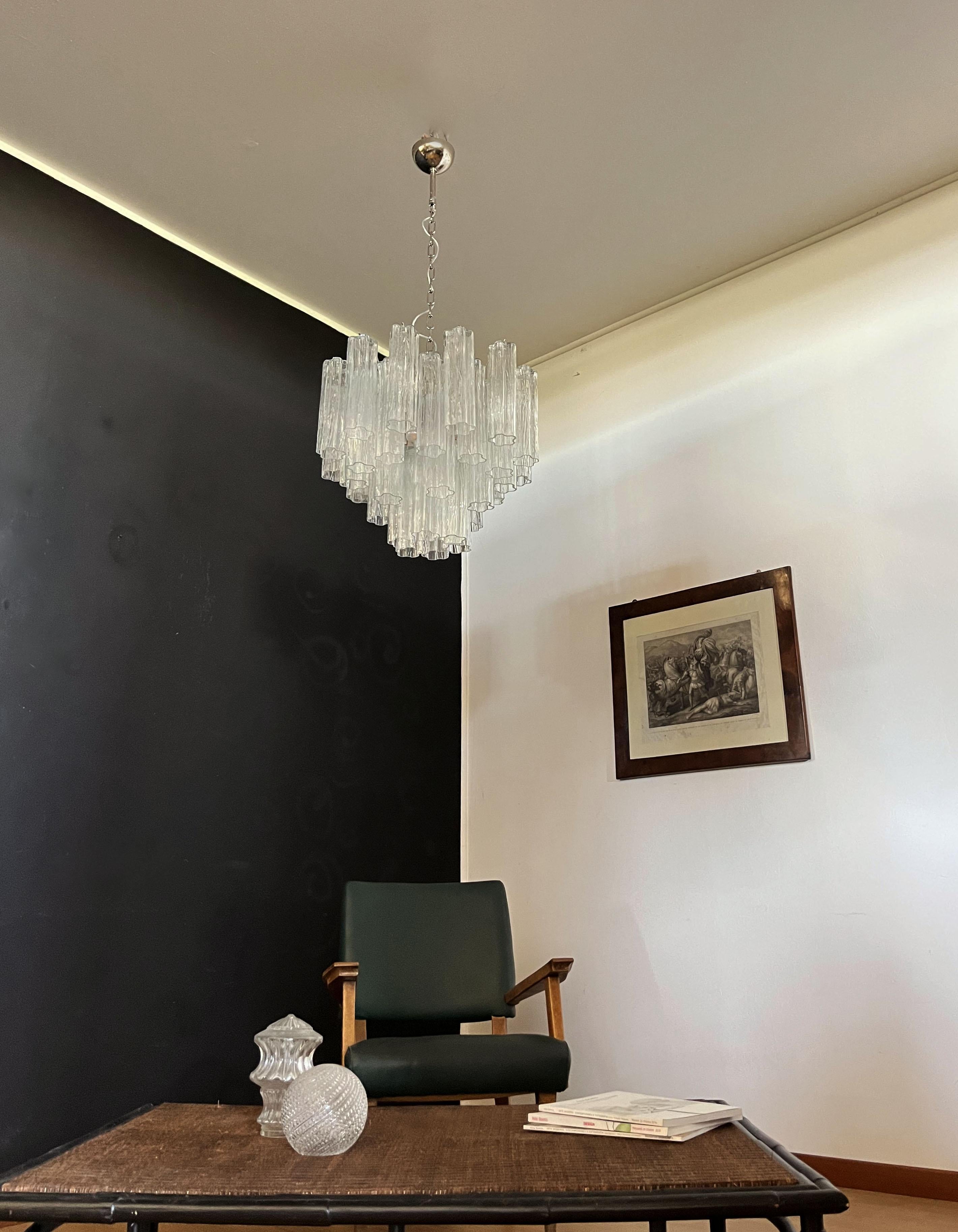 italien Fantastique lustre tube en verre de Murano, 36 tubes en vente