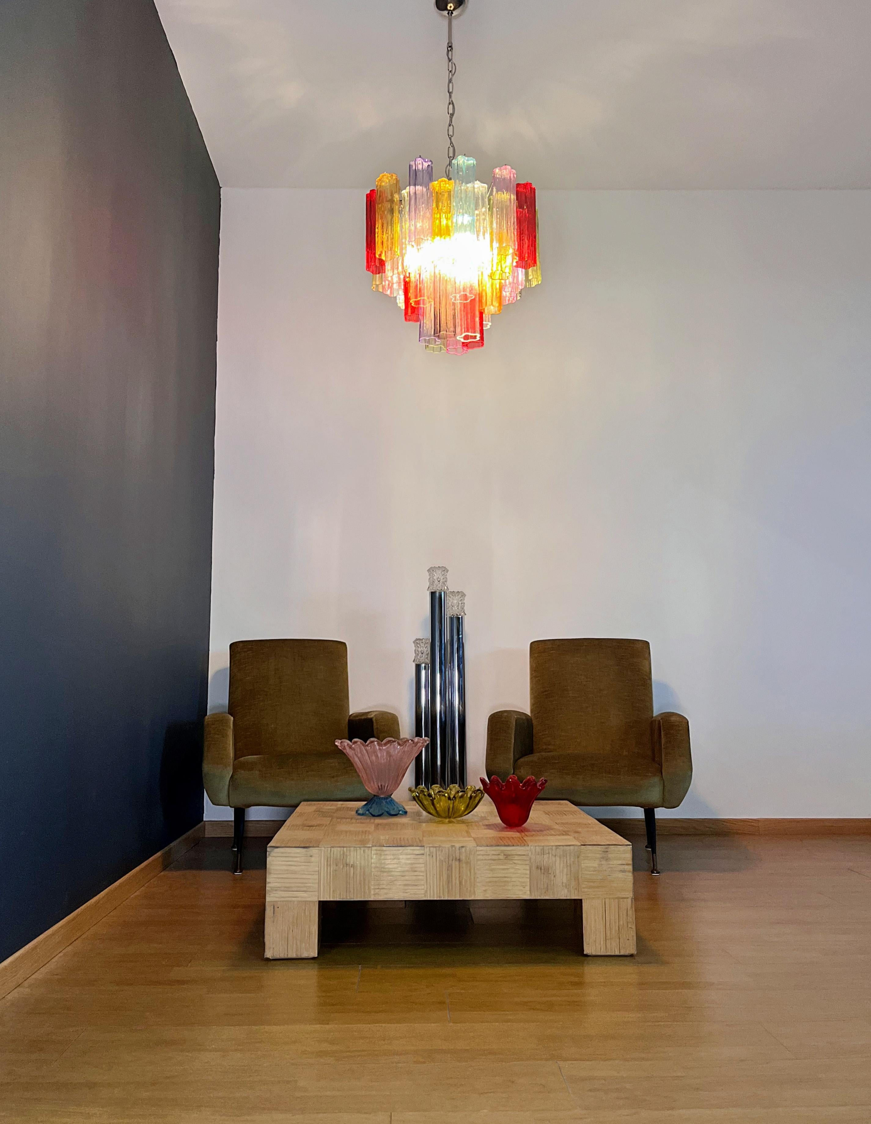 Fantastic Murano Glass Tube Chandelier - 36 multicolored glass tubes In Good Condition For Sale In Gaiarine Frazione Francenigo (TV), IT