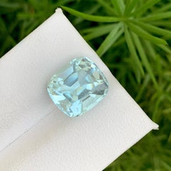 Fantastic Natural Cut Aquamarine Gemstone 6.05 Carats Fine Stone Quality Gem