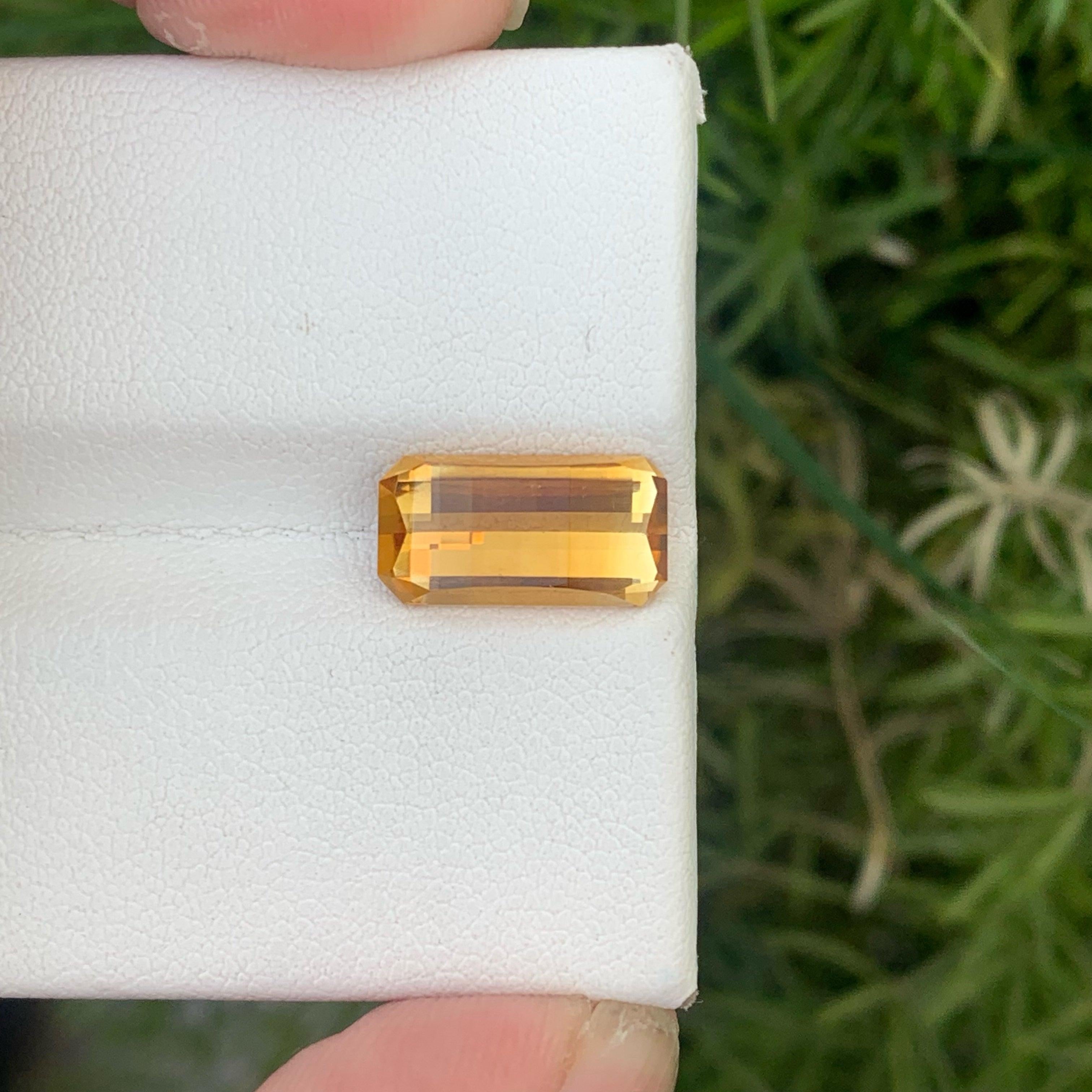 Fantastic Natural Cut Citrine Gemstone, available for sale at wholesale price natural high quality 3.20 Carats loose citrine from brazil.

Product Information:
GEMSTONE TYPE:	Fantastic Natural Cut Citrine Gemstone
WEIGHT:	3.20