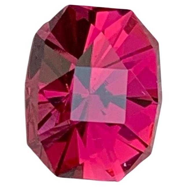 Fantastique grenat rouge rosé naturel de 1,70 carat, pierre précieuse pour bijoux fins 