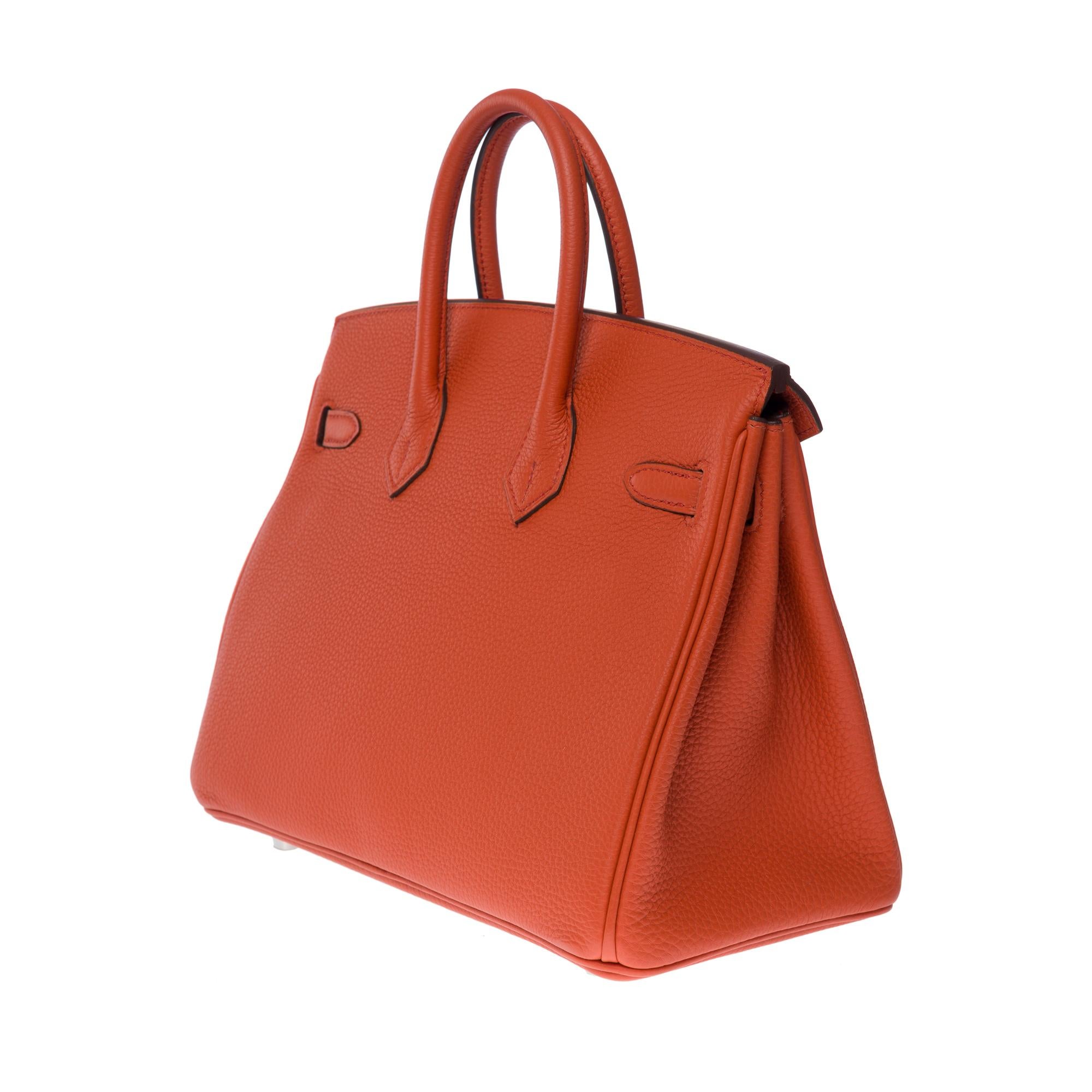 Fantastique sac à main Hermès Birkin 25cm Verso en cuir togo argile/rouge, PHW en vente 1