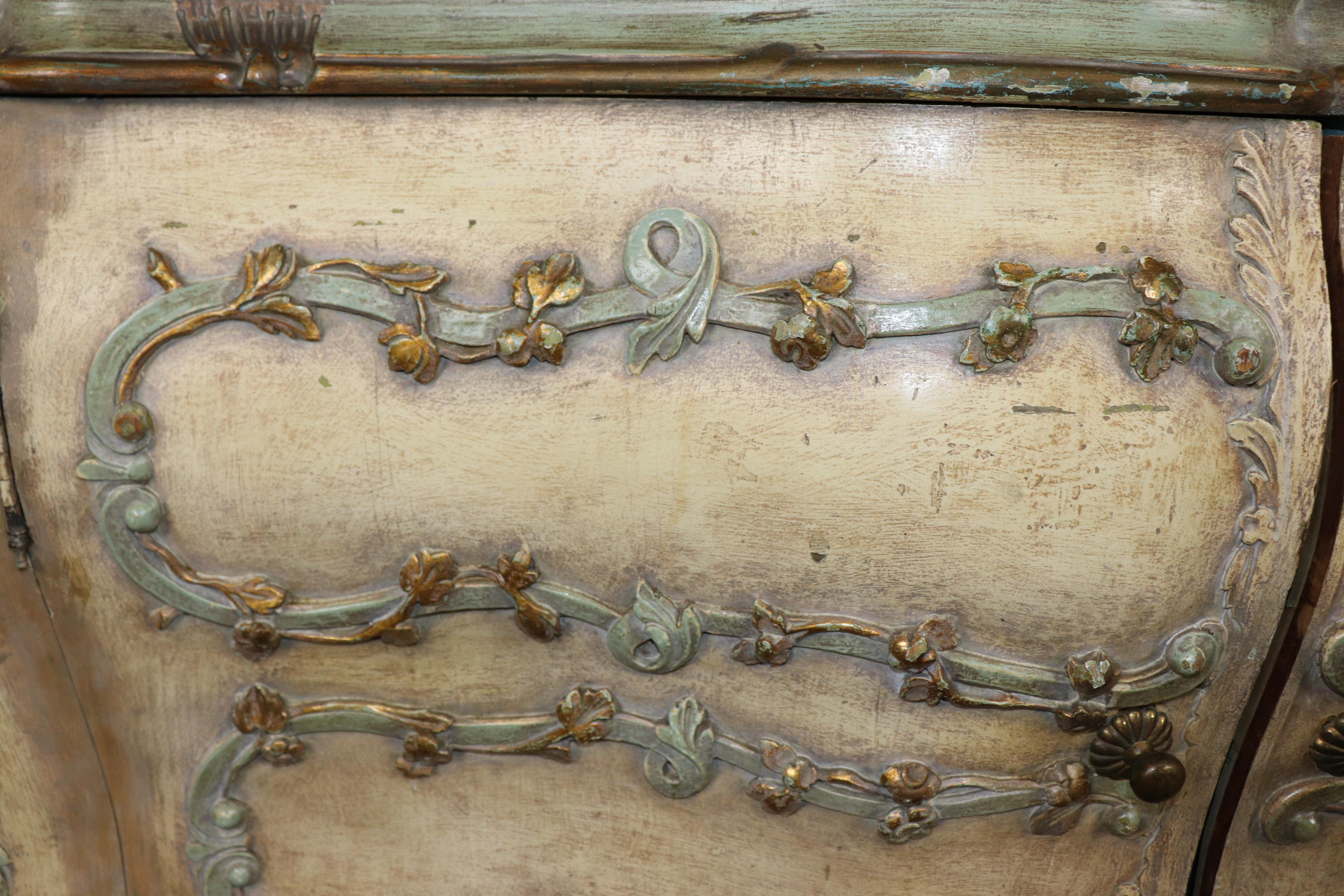 Fantastic Paint Decorated Italian Bombe Rococo Sideboard Buffet Fitted Drawers For Sale 6