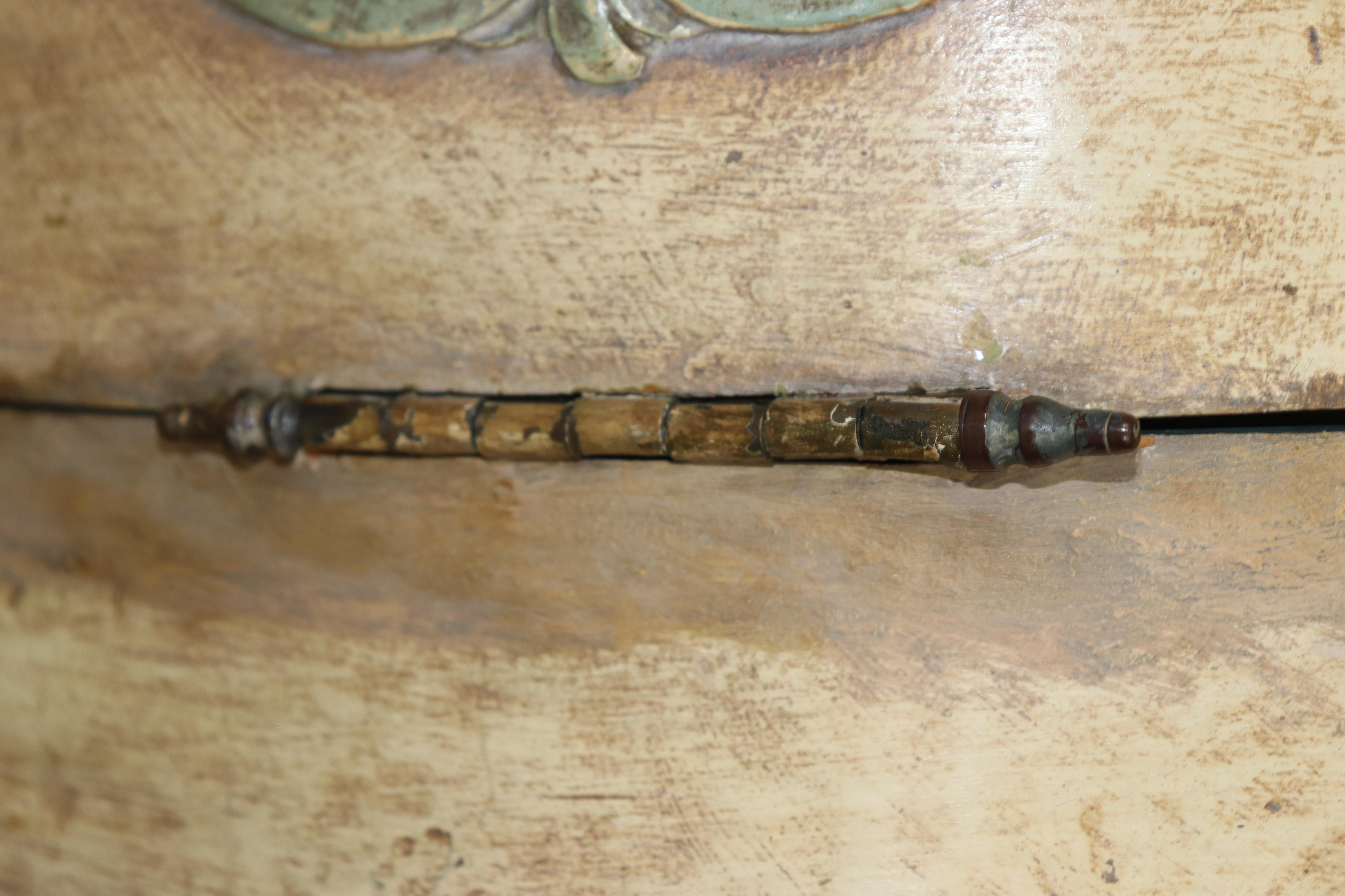 Fantastic Paint Decorated Italian Bombe Rococo Sideboard Buffet Fitted Drawers For Sale 11