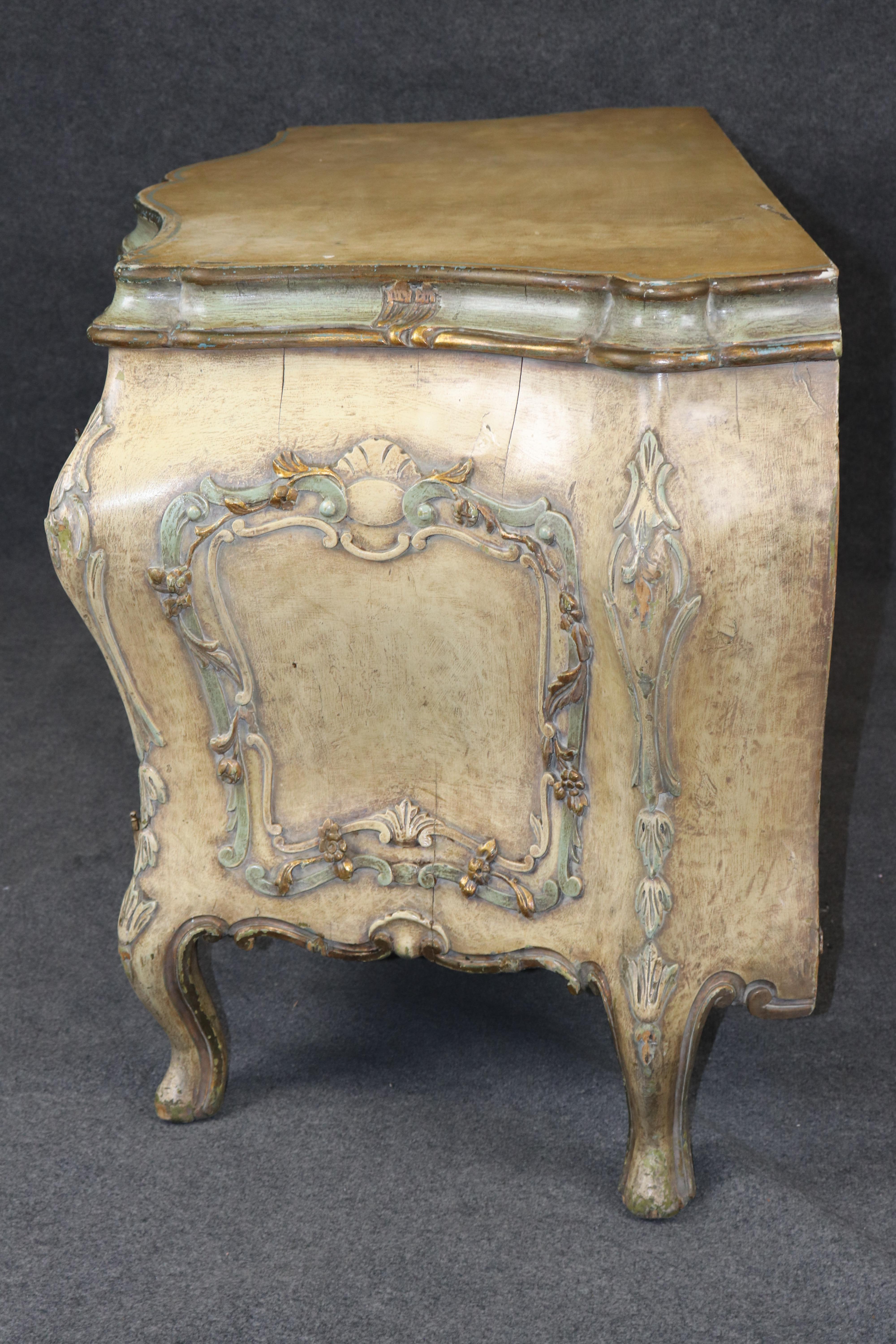 Fantastic Paint Decorated Italian Bombe Rococo Sideboard Buffet Fitted Drawers For Sale 1