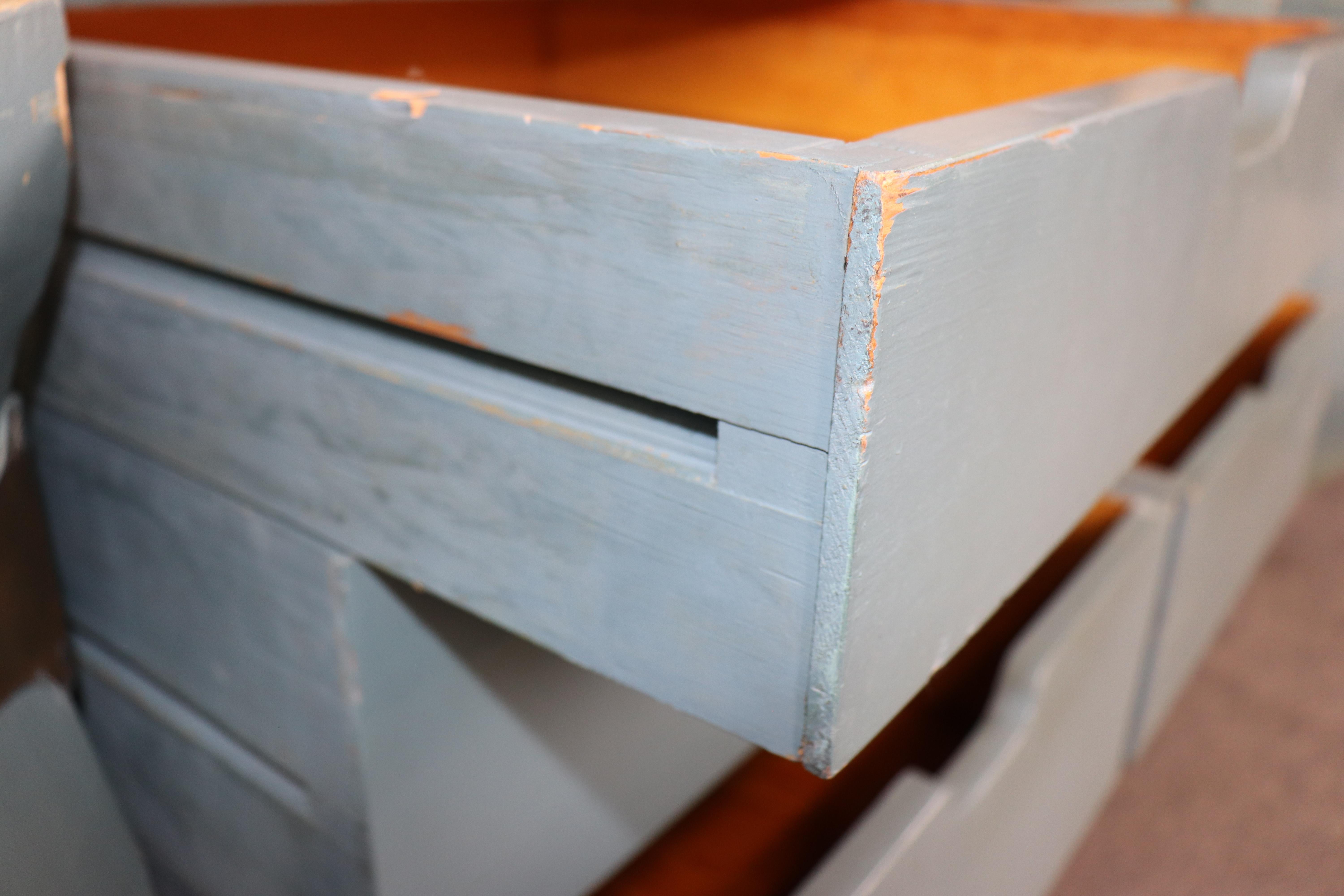 Fantastic Paint Decorated Italian Bombe Rococo Sideboard Buffet Fitted Drawers For Sale 2