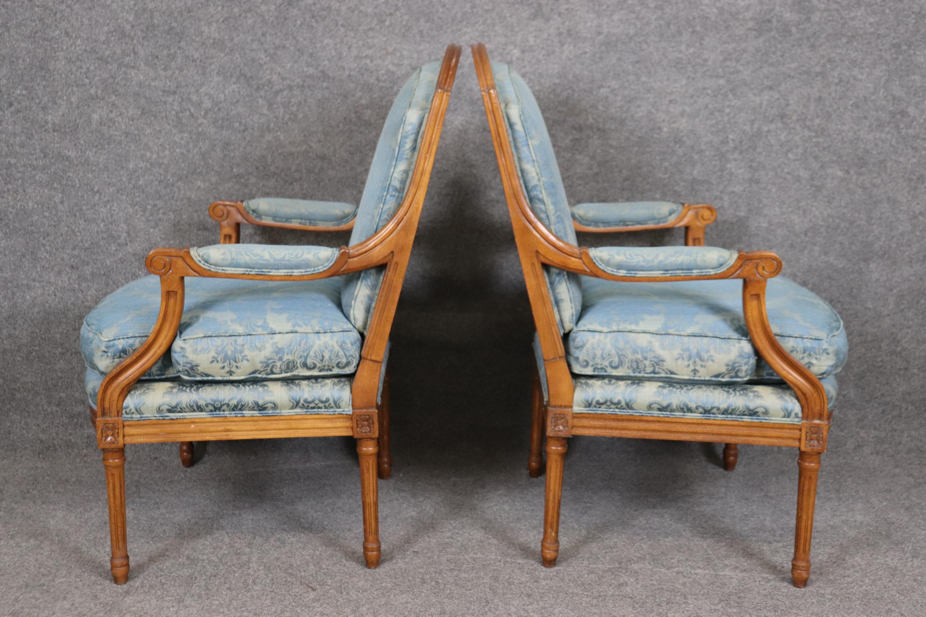 Fantastic Pair Carved Walnut French Louis XVI Style Baker Bergere Chairs In Good Condition For Sale In Swedesboro, NJ