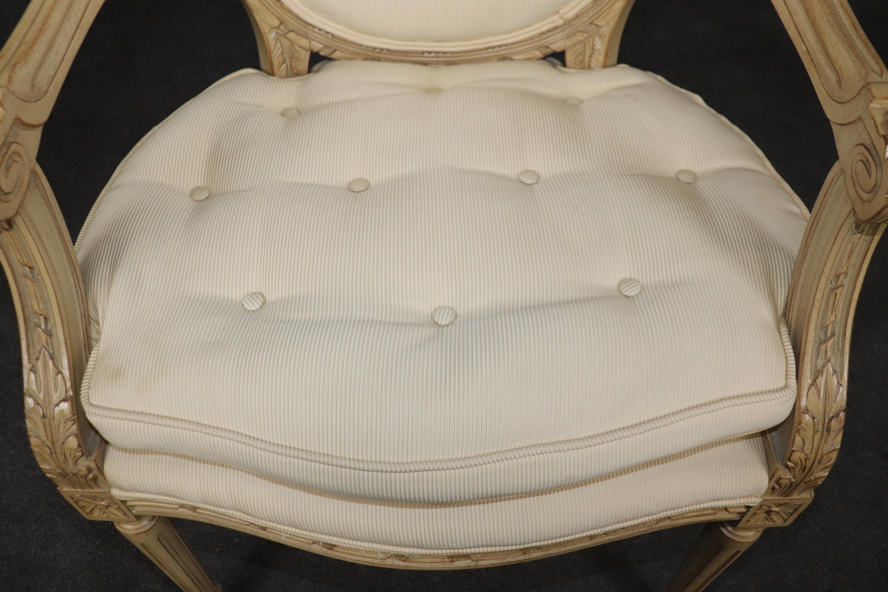 Fantastic Pair Distressed Creme Painted Hand-Carved French Louis XVI Armchairs For Sale 4