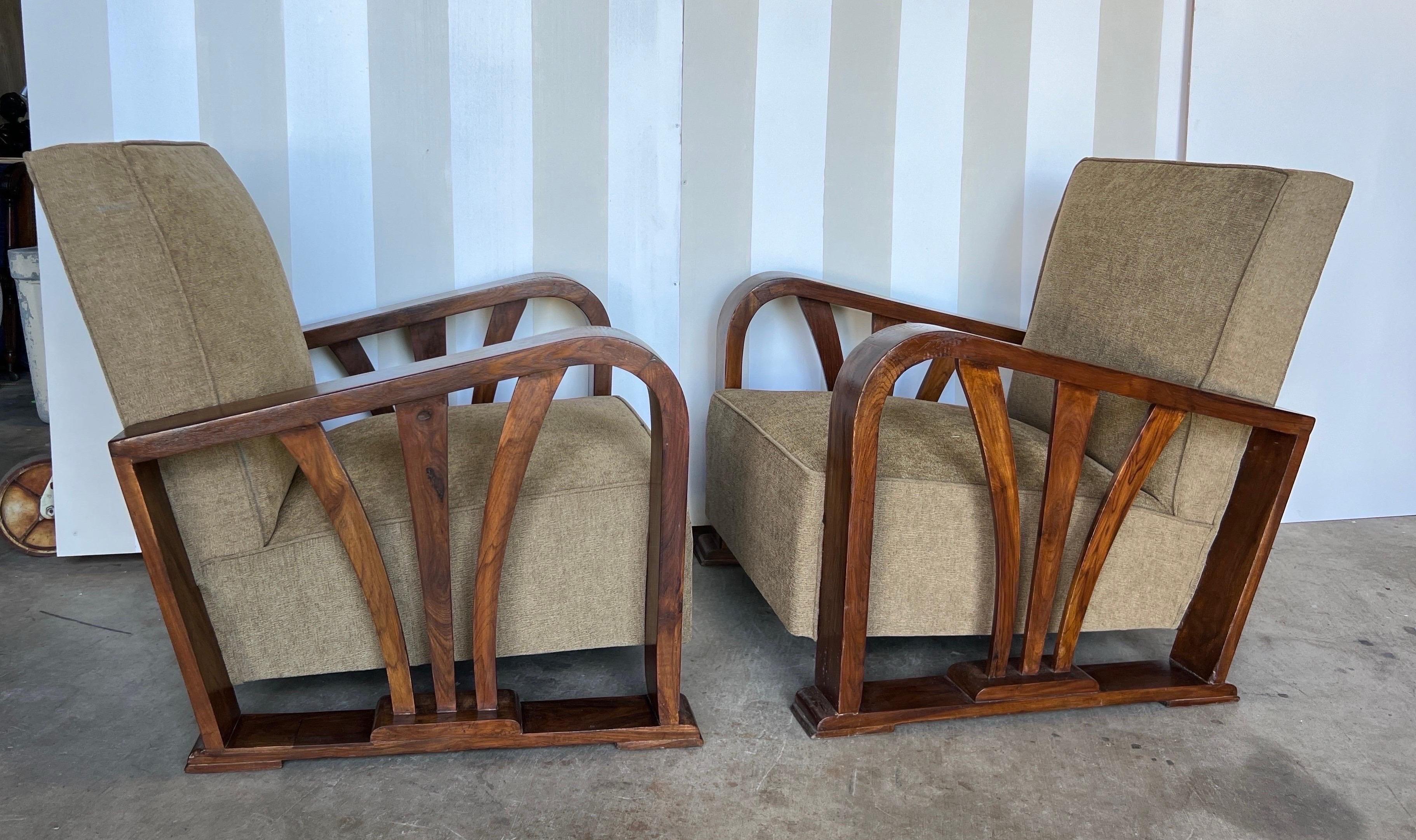 Fantastic Pair of British Colonial Deco Period Club Chairs In Good Condition In Richmond, VA