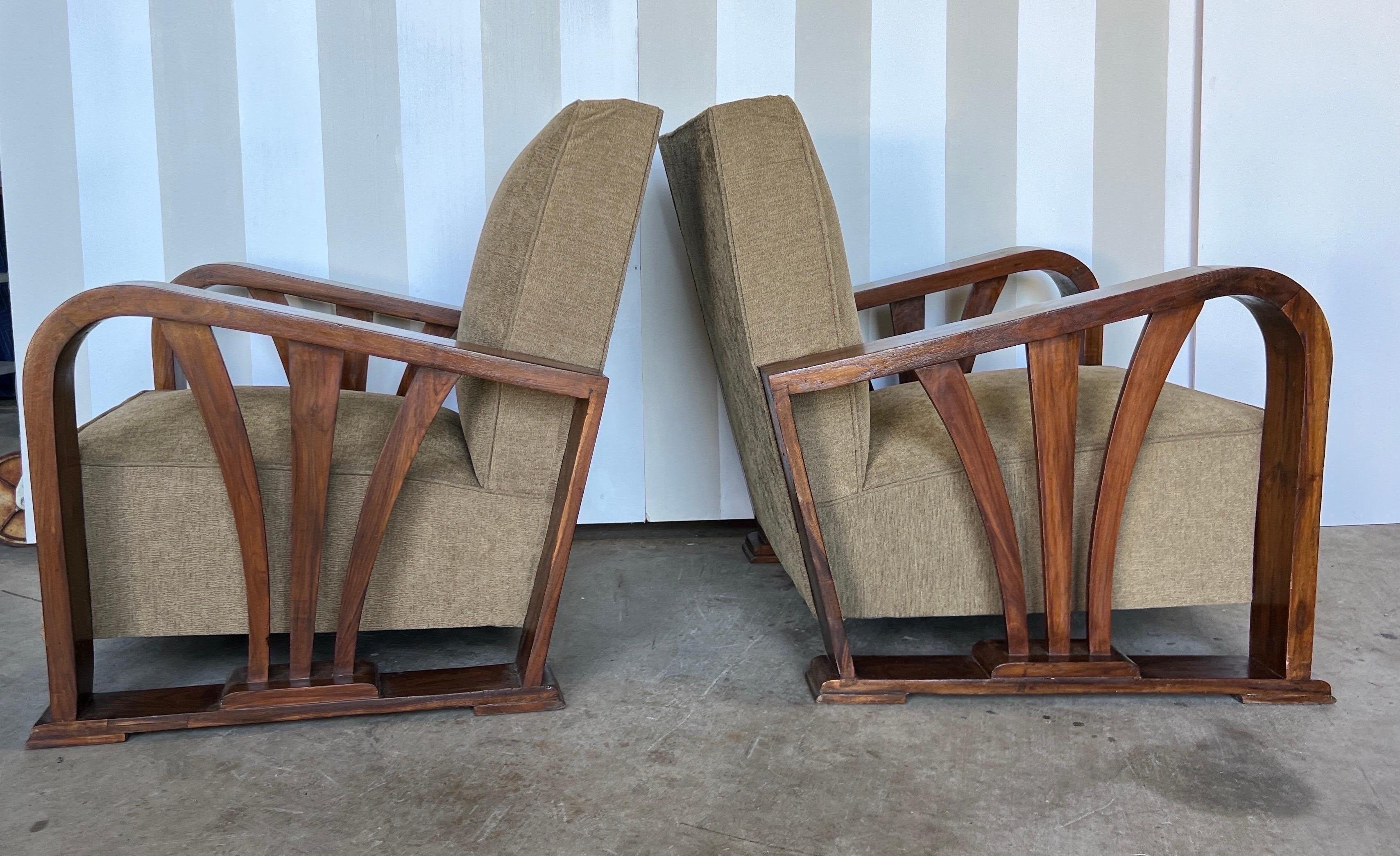 Fantastic Pair of British Colonial Deco Period Club Chairs 1