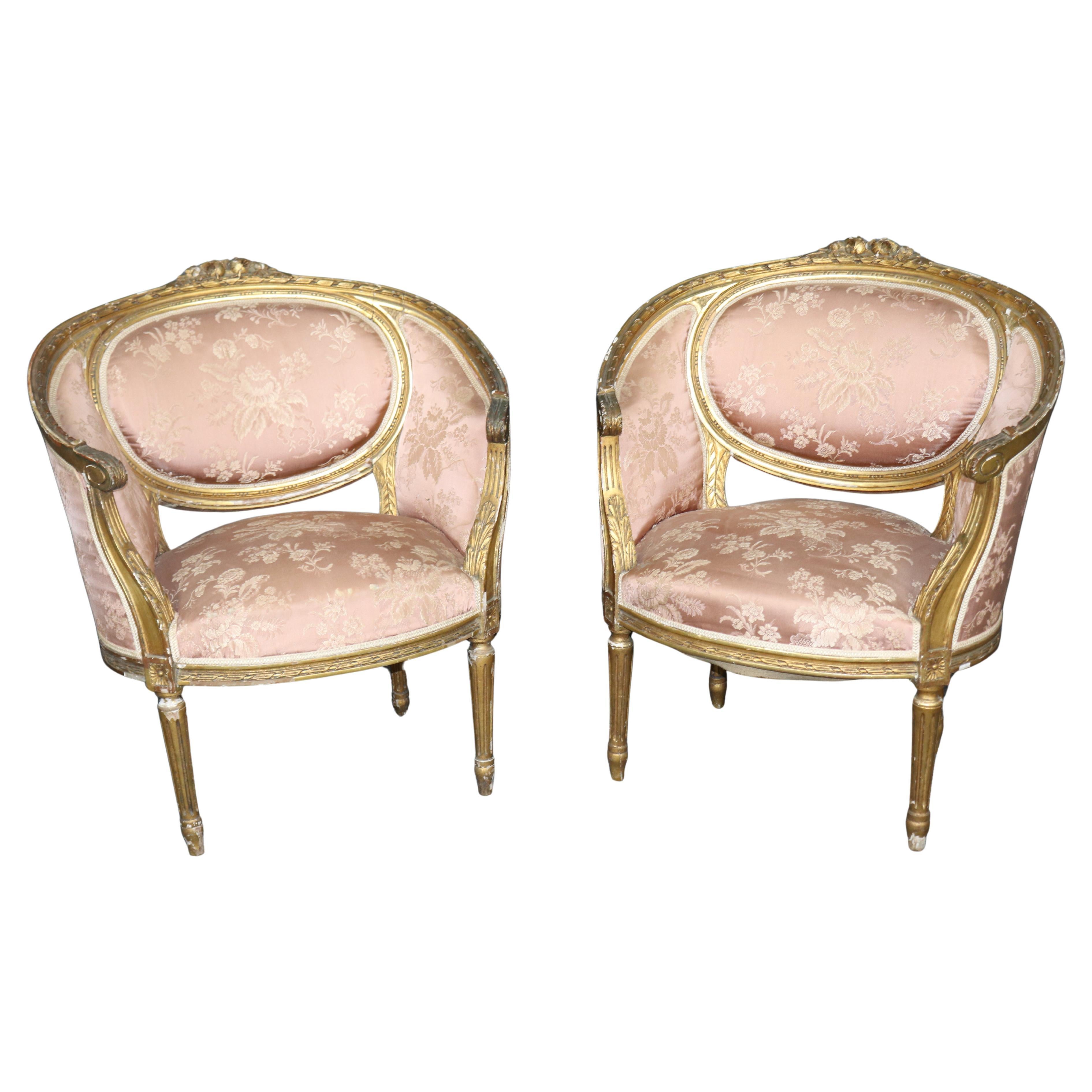 Fantástica Pareja de Sillas de Madera Dorada Corbeille Forma Salón Bergere Francés Luis XVI en venta