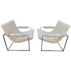 Fantastique paire de chaises à abat-jour Milo Baughman à cadre chromé, mi-siècle moderne