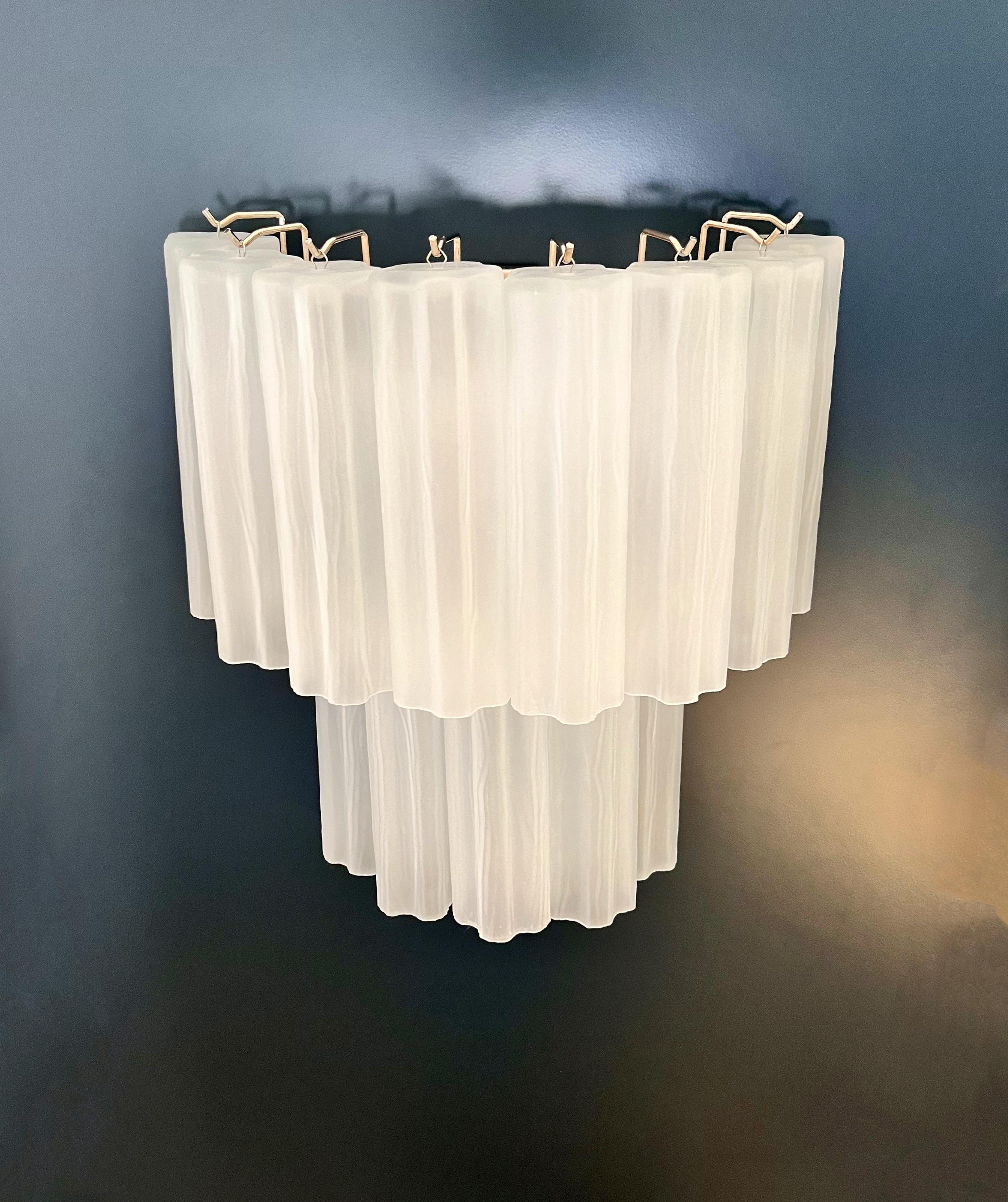 Fantastic pair of Murano Glass Tube wall sconces - 13 etched glass tube in vendita 2