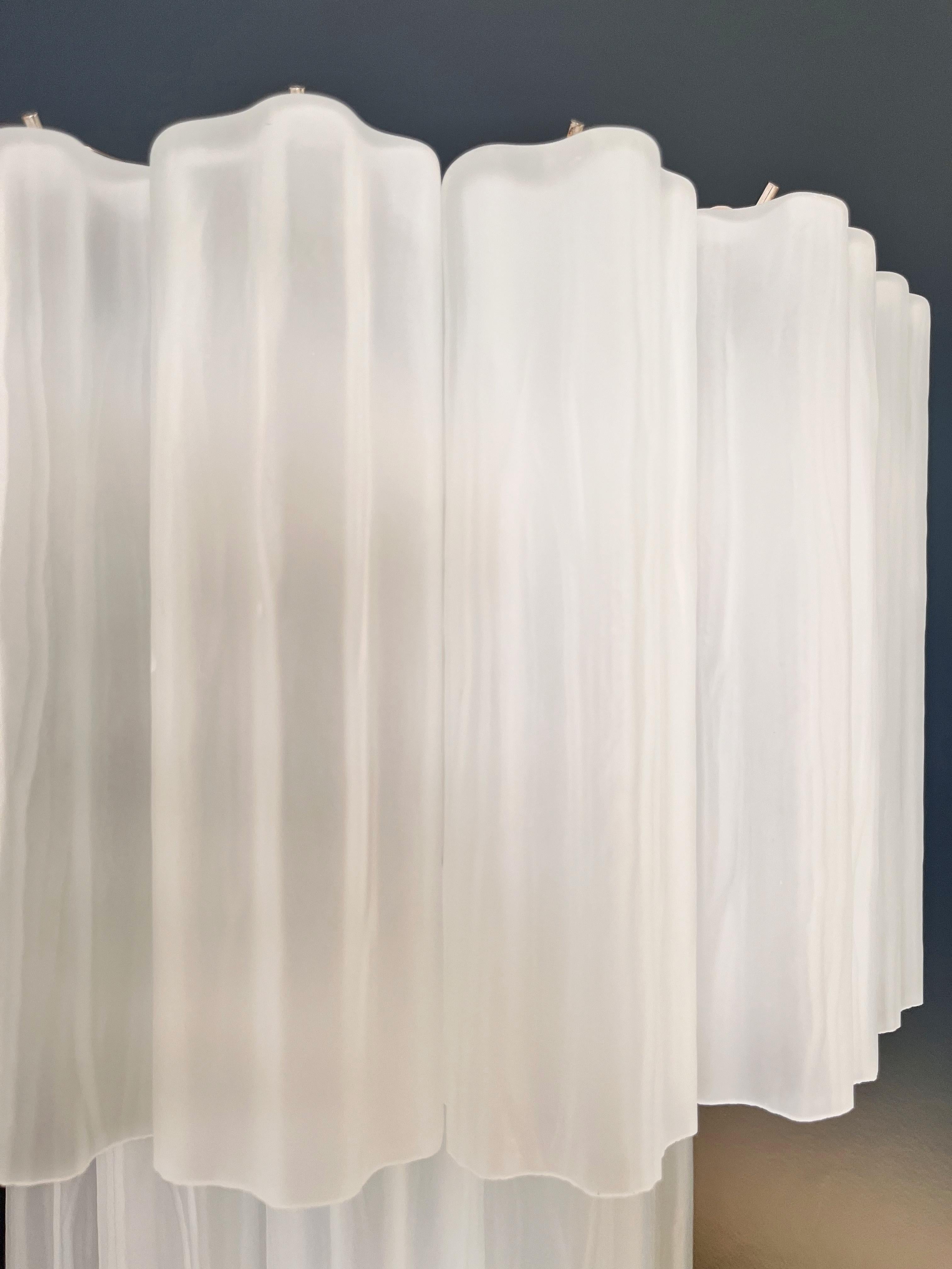 Fantastic pair of Murano Glass Tube wall sconces - 13 etched glass tube in vendita 3